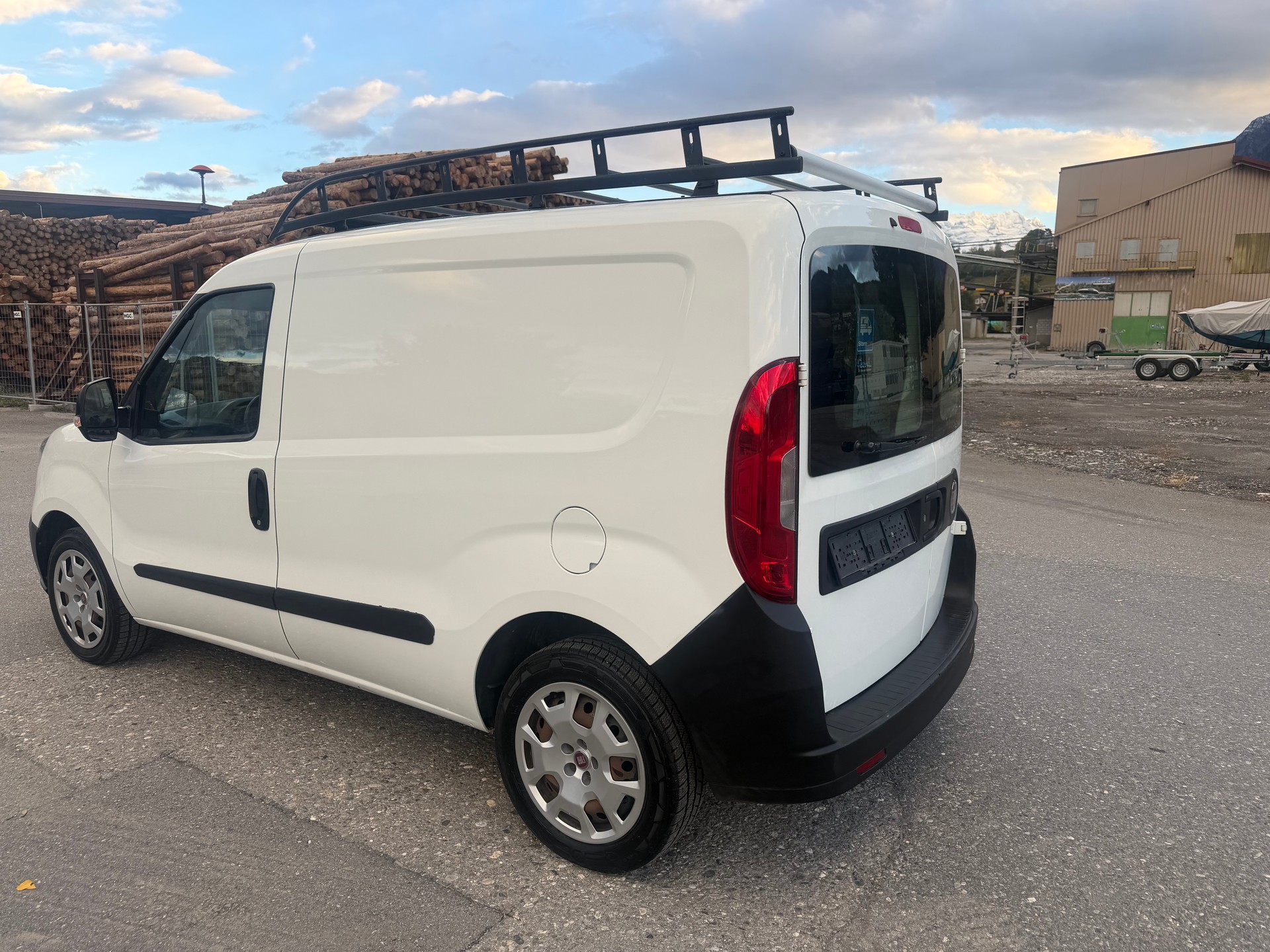 FIAT DOBLO-image-3