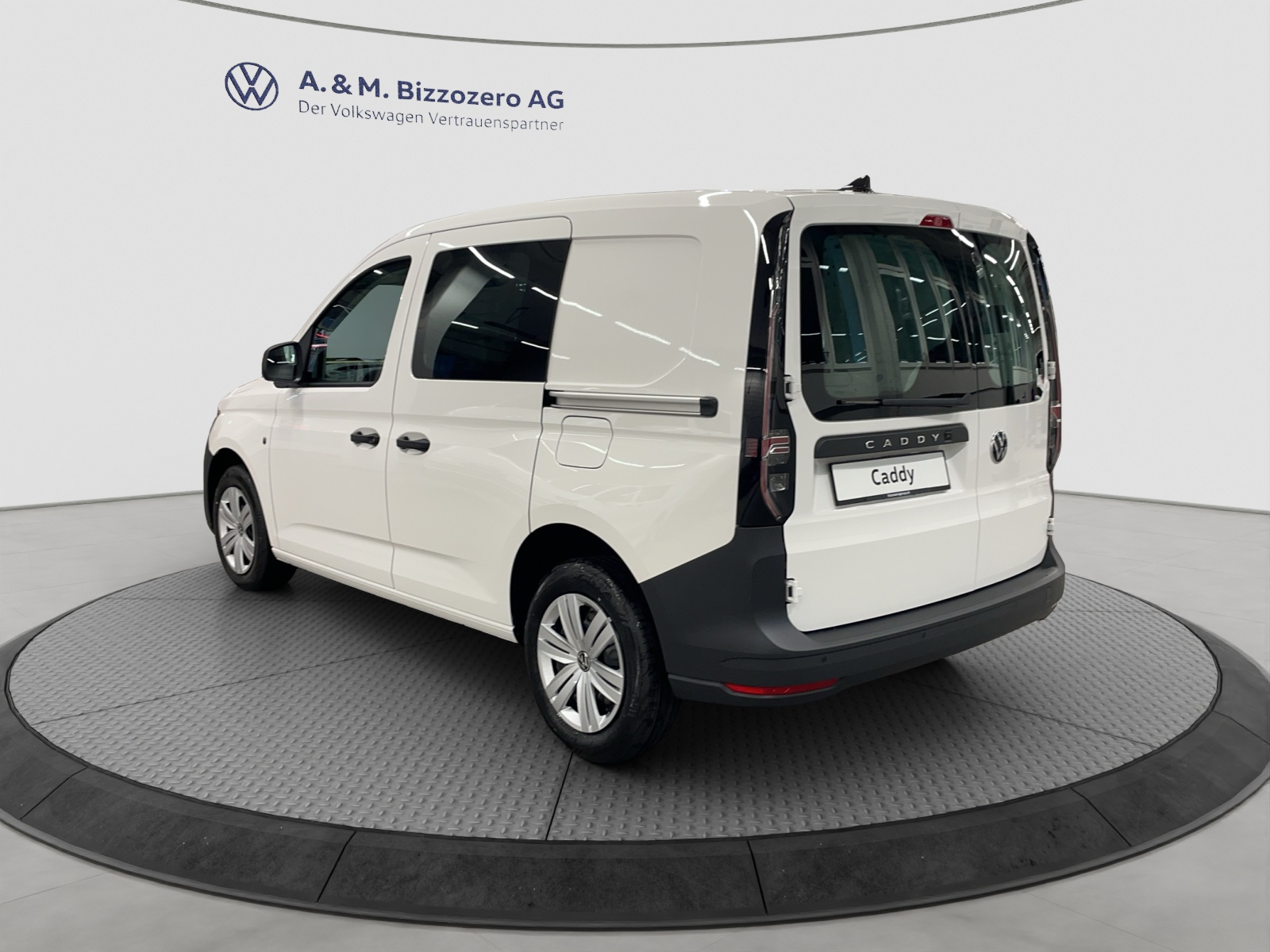 VW Caddy Cargo 1.5 TSI Entry DSG-image-2