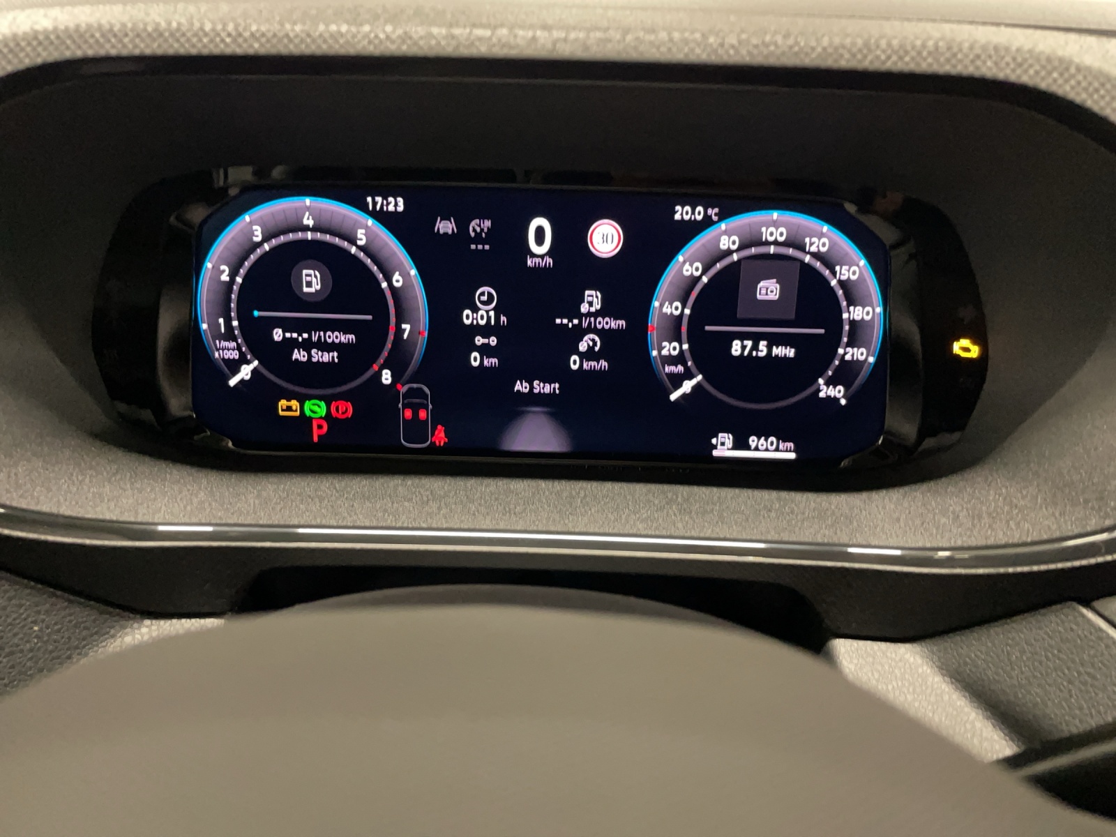 VW Caddy Cargo 1.5 TSI Entry DSG-image-11