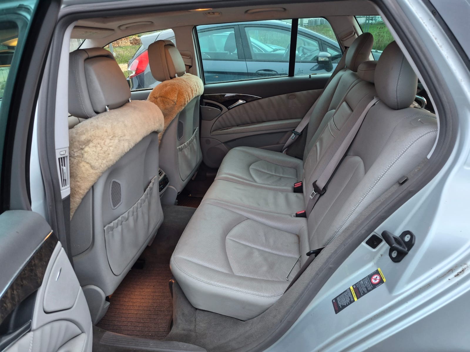 MERCEDES-BENZ E 350 Avantgarde 4Matic Automatic-image-8