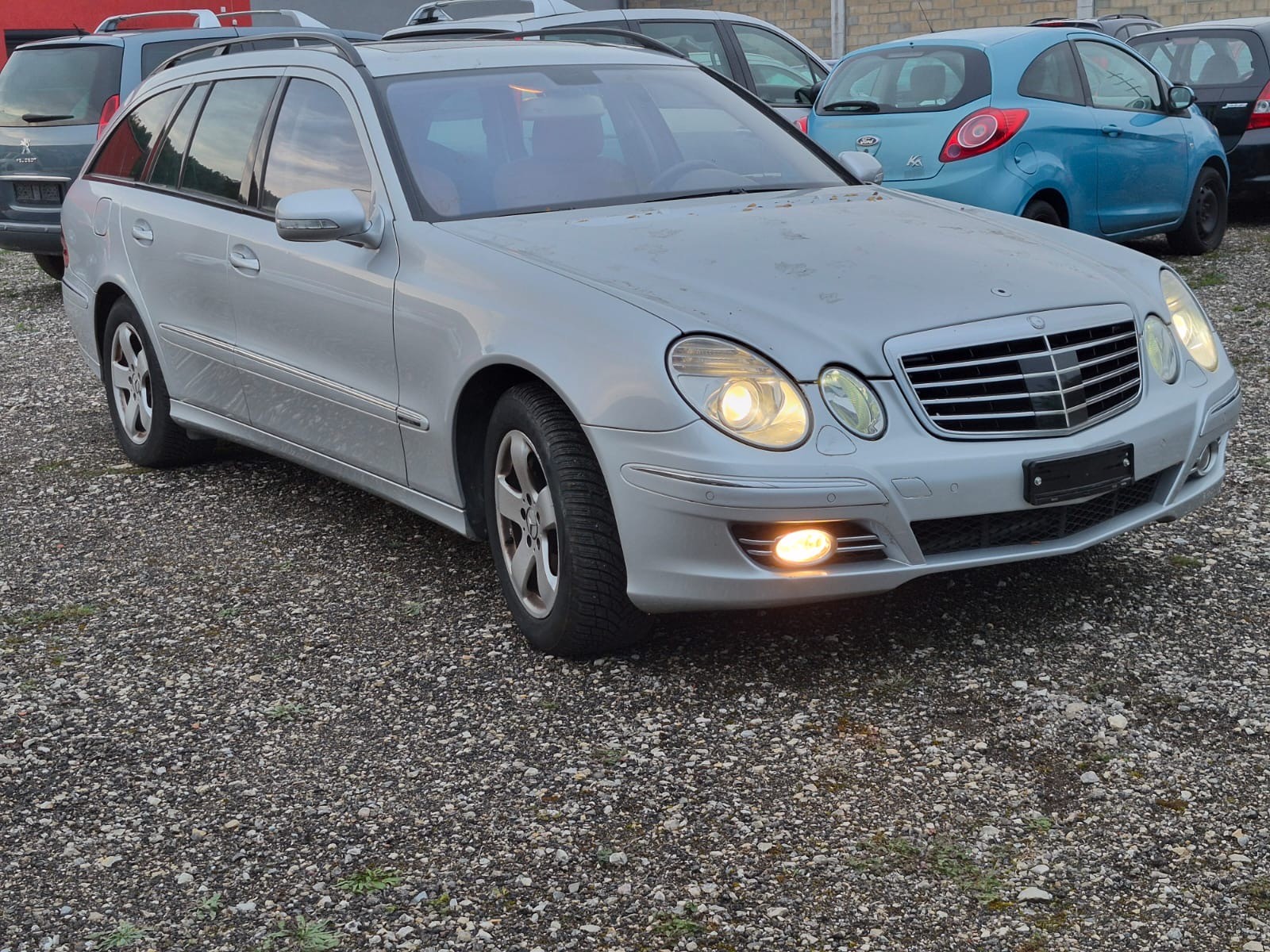 MERCEDES-BENZ E 350 Avantgarde 4Matic Automatic-image-0