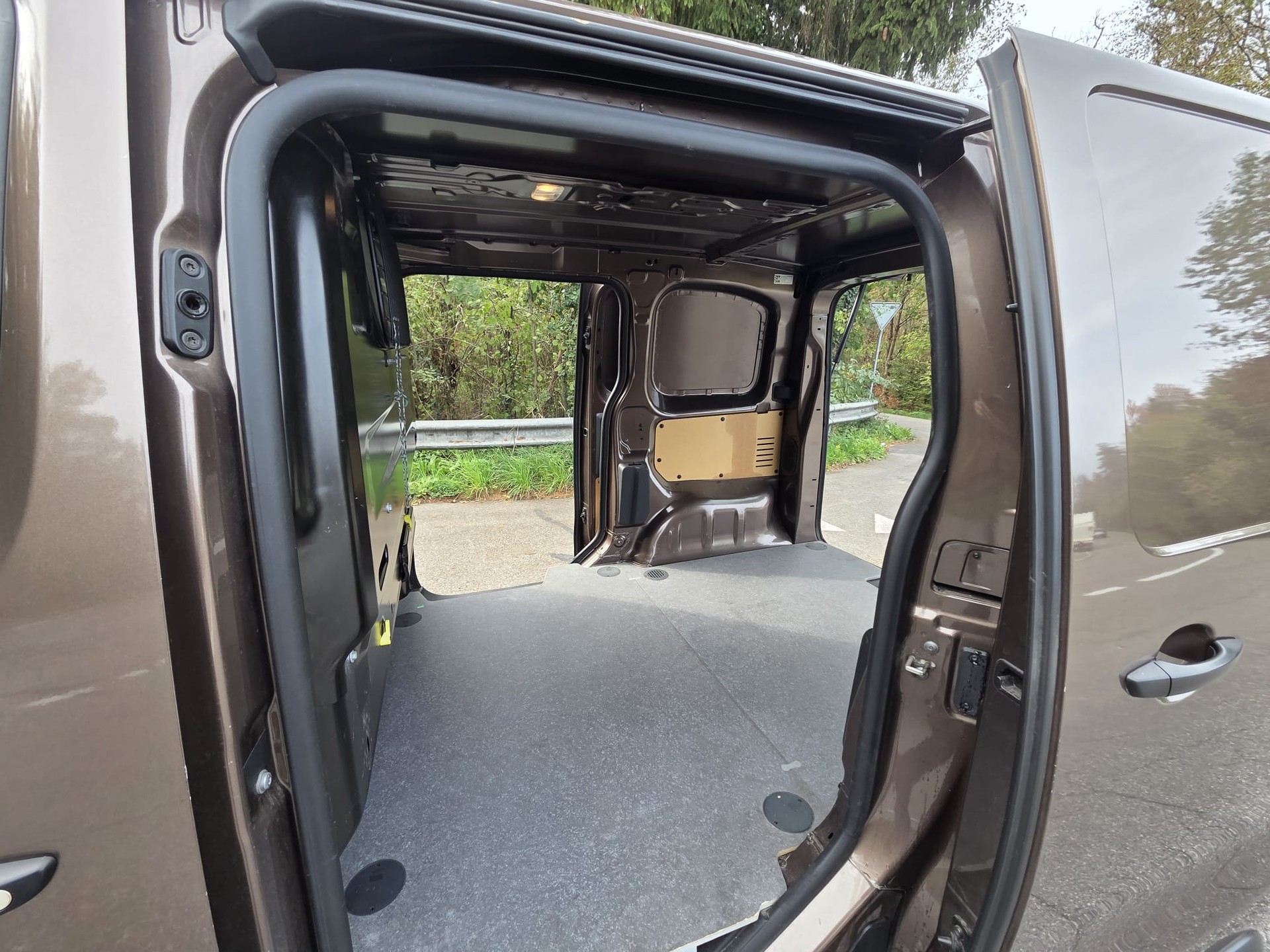 CITROEN Jumpy 1.6 BlueHDi 95-image-11