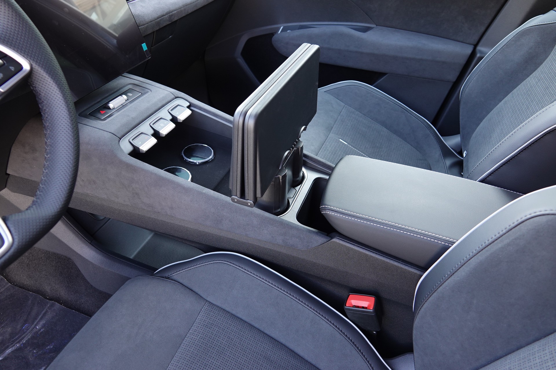 SKODA Peaq 90x SportLine-image-18