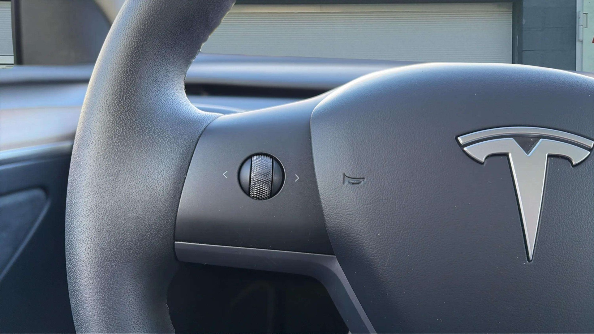 TESLA Model Y Long Range (AMD Ryzen) mit AHK-image-22
