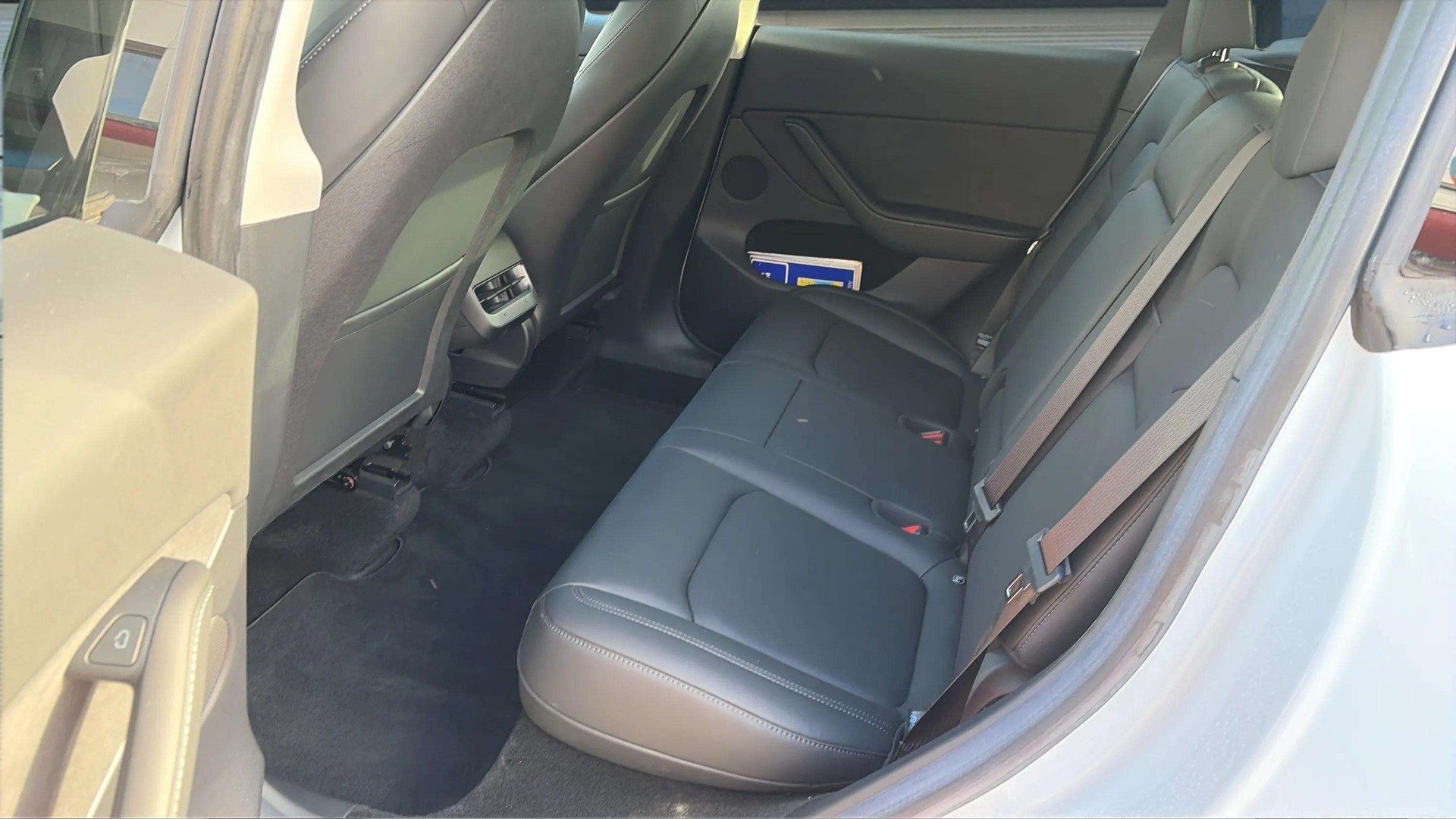 TESLA Model Y Long Range (AMD Ryzen) mit AHK-image-12