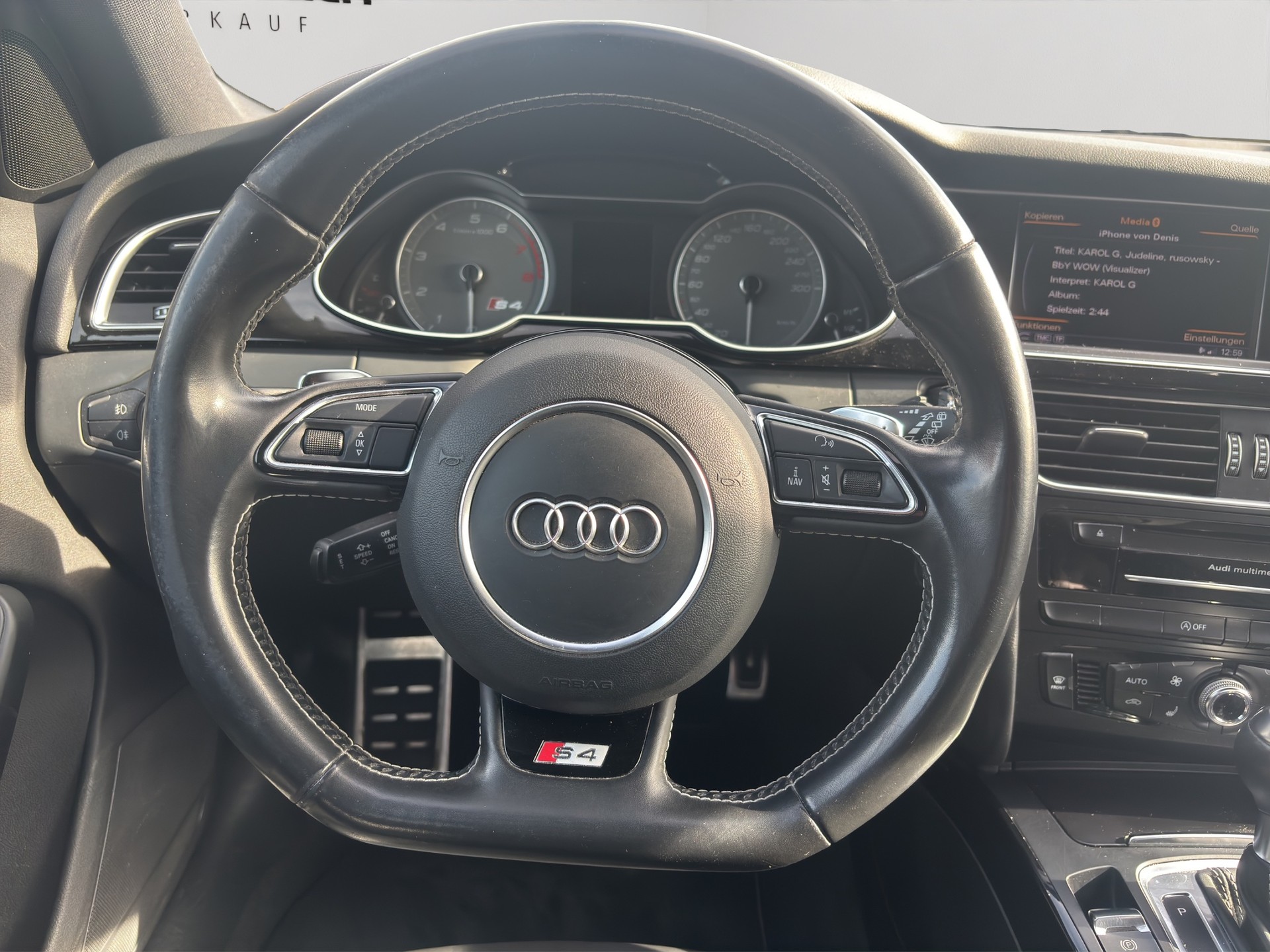 AUDI S4 Avant 3.0 TFSI quattro S-tronic-image-14