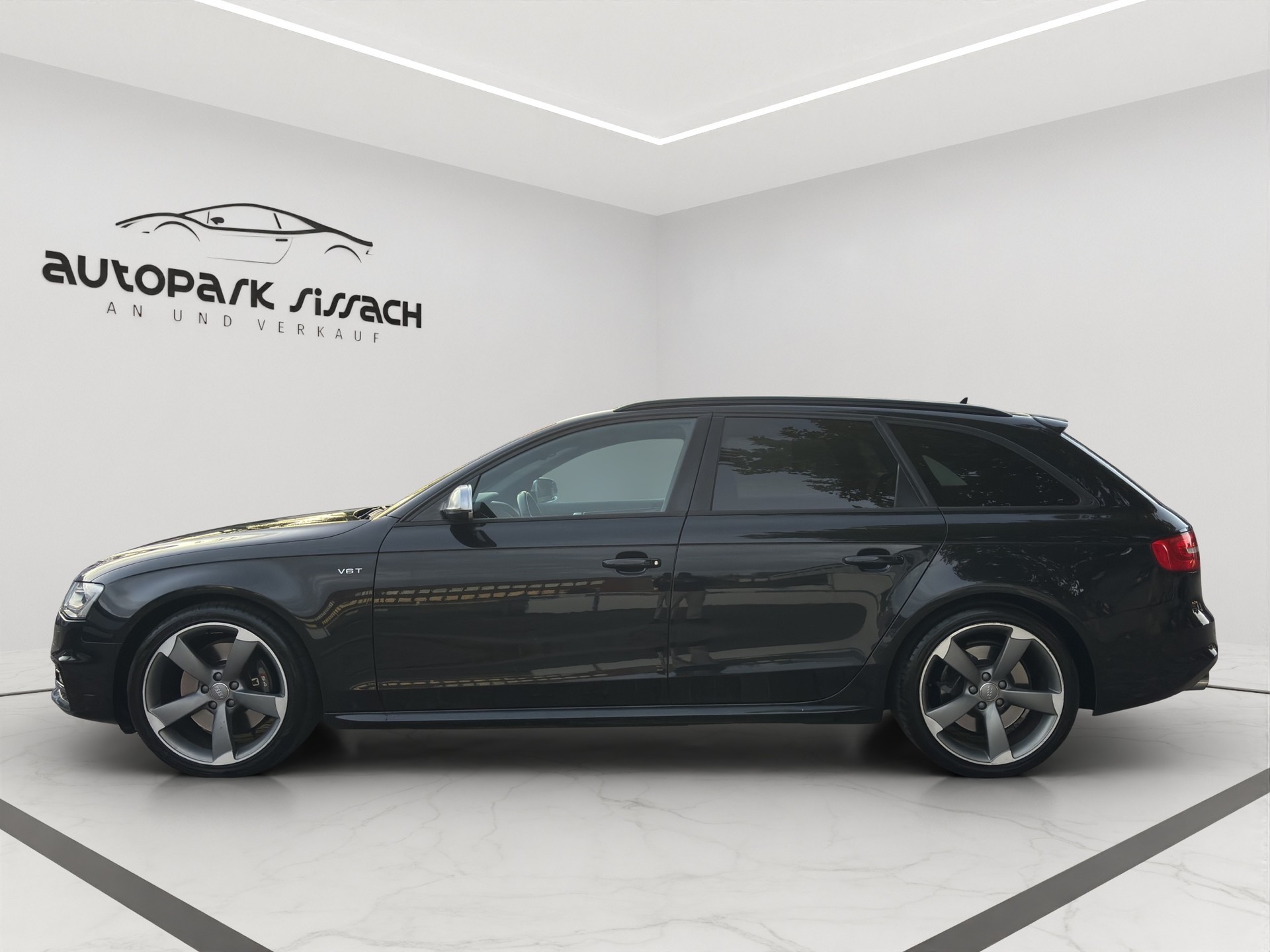 AUDI S4 Avant 3.0 TFSI quattro S-tronic-image-7