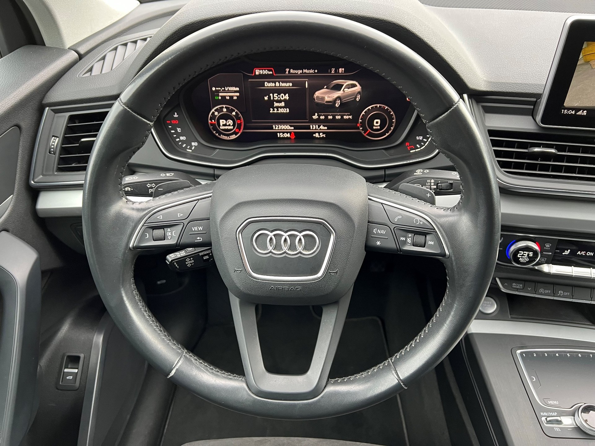 AUDI Q5 50 TDI quattro tiptronic-image-11