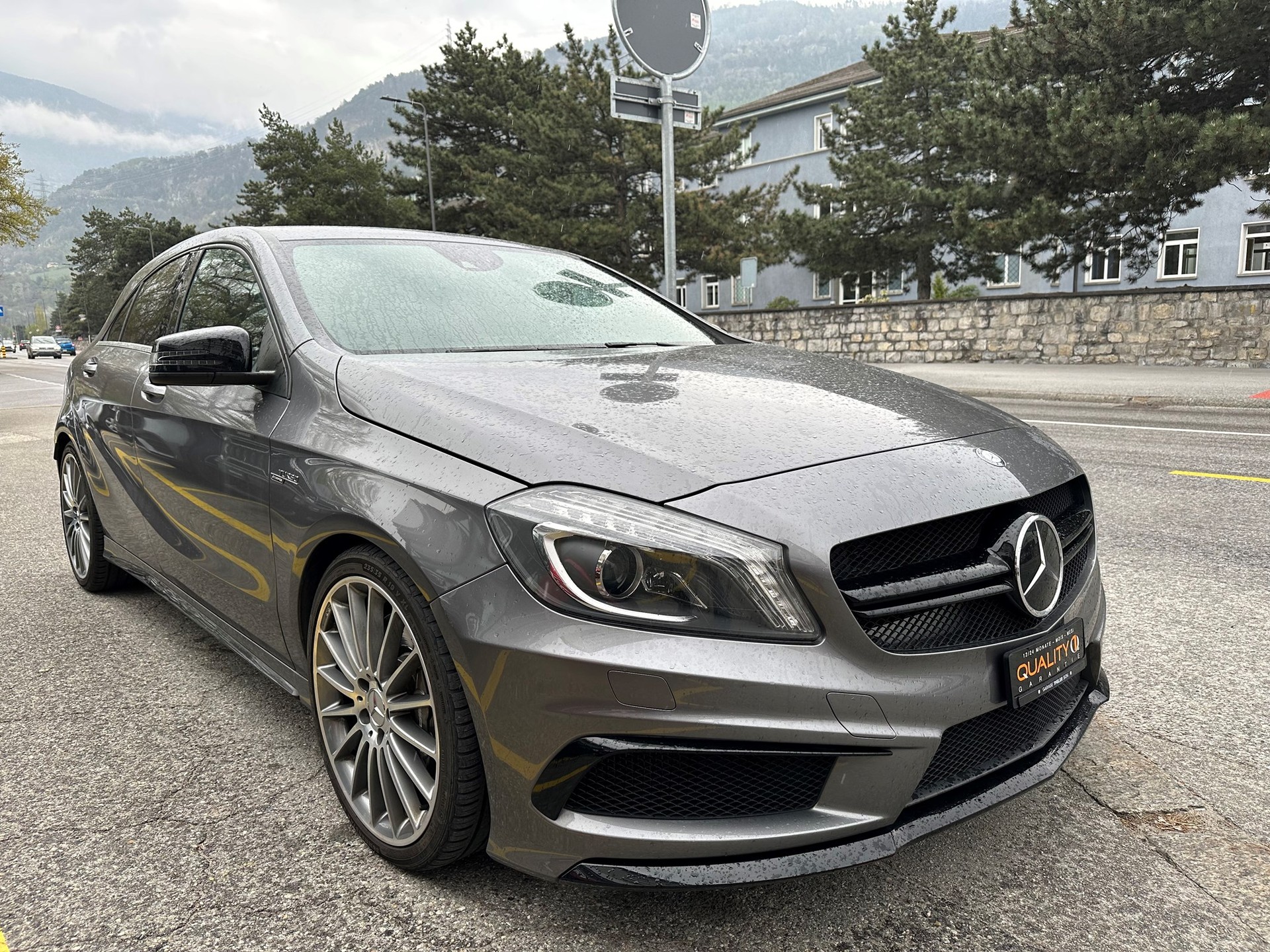 MERCEDES-BENZ A 45 AMG 4Matic Speedshift 7G-DCT-showroom-element-1