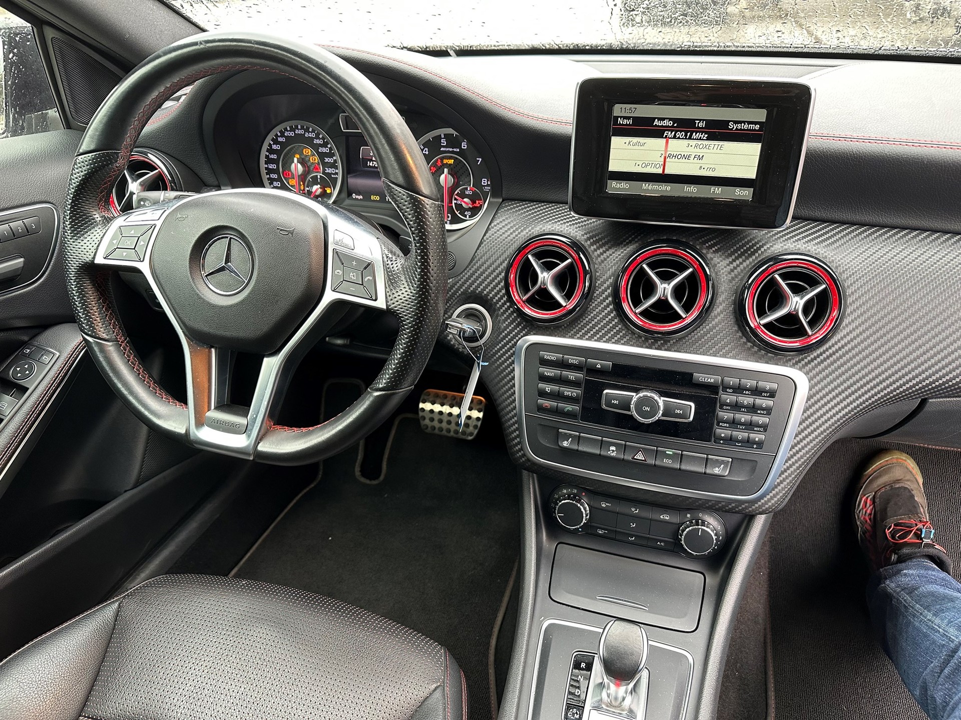 MERCEDES-BENZ A 45 AMG 4Matic Speedshift 7G-DCT-image-12