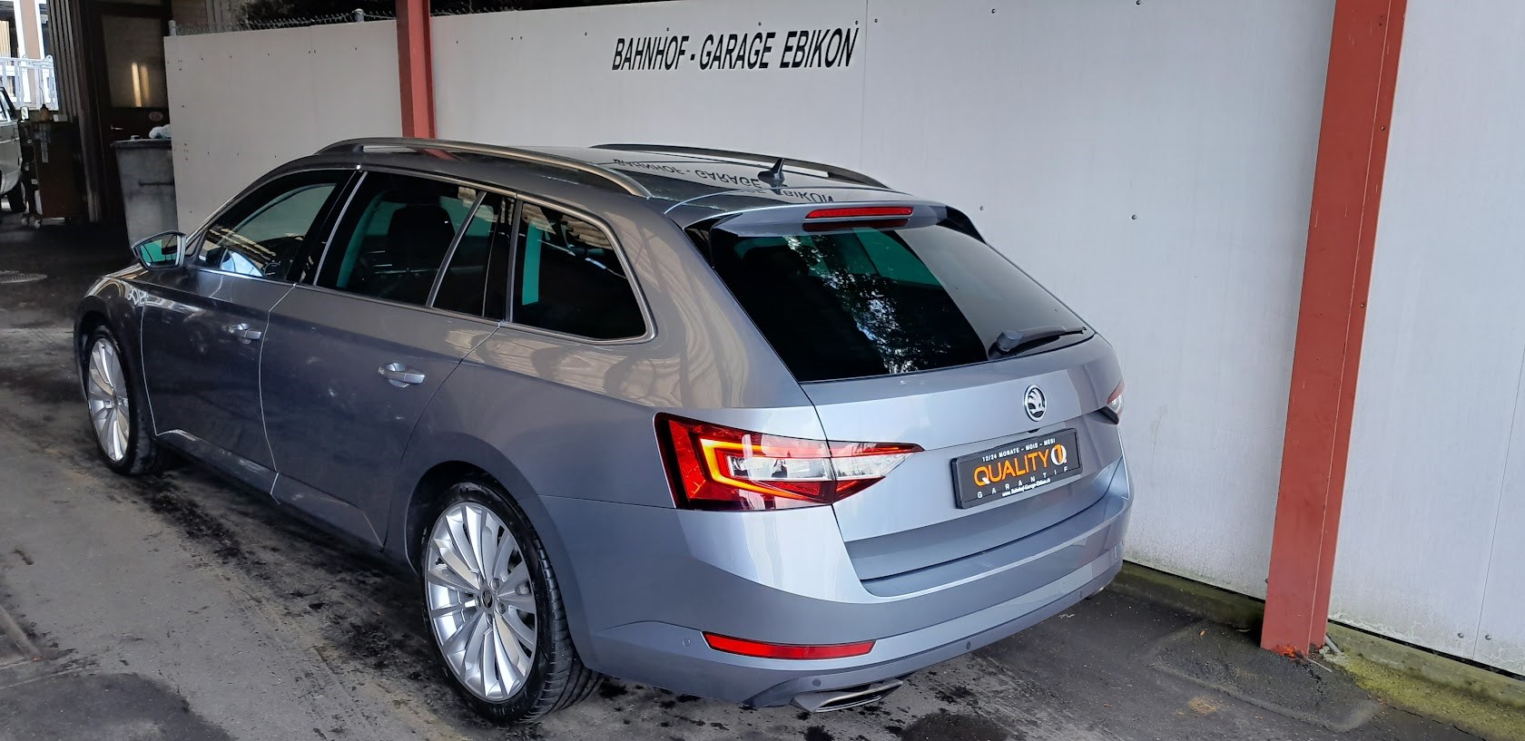 SKODA Superb Combi 2.0 TSI Style DSG 4x4-image-3