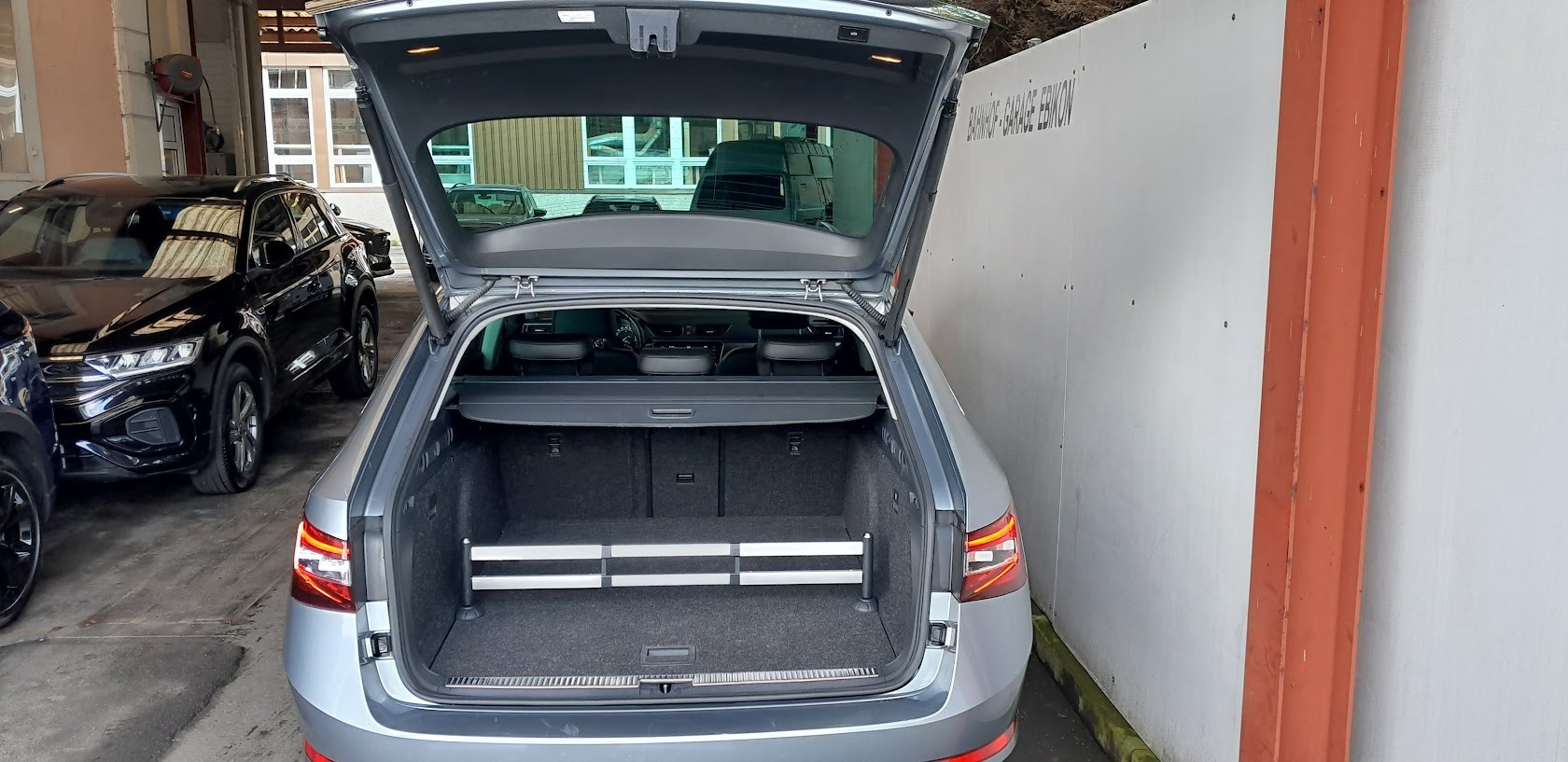 SKODA Superb Combi 2.0 TSI Style DSG 4x4-image-6