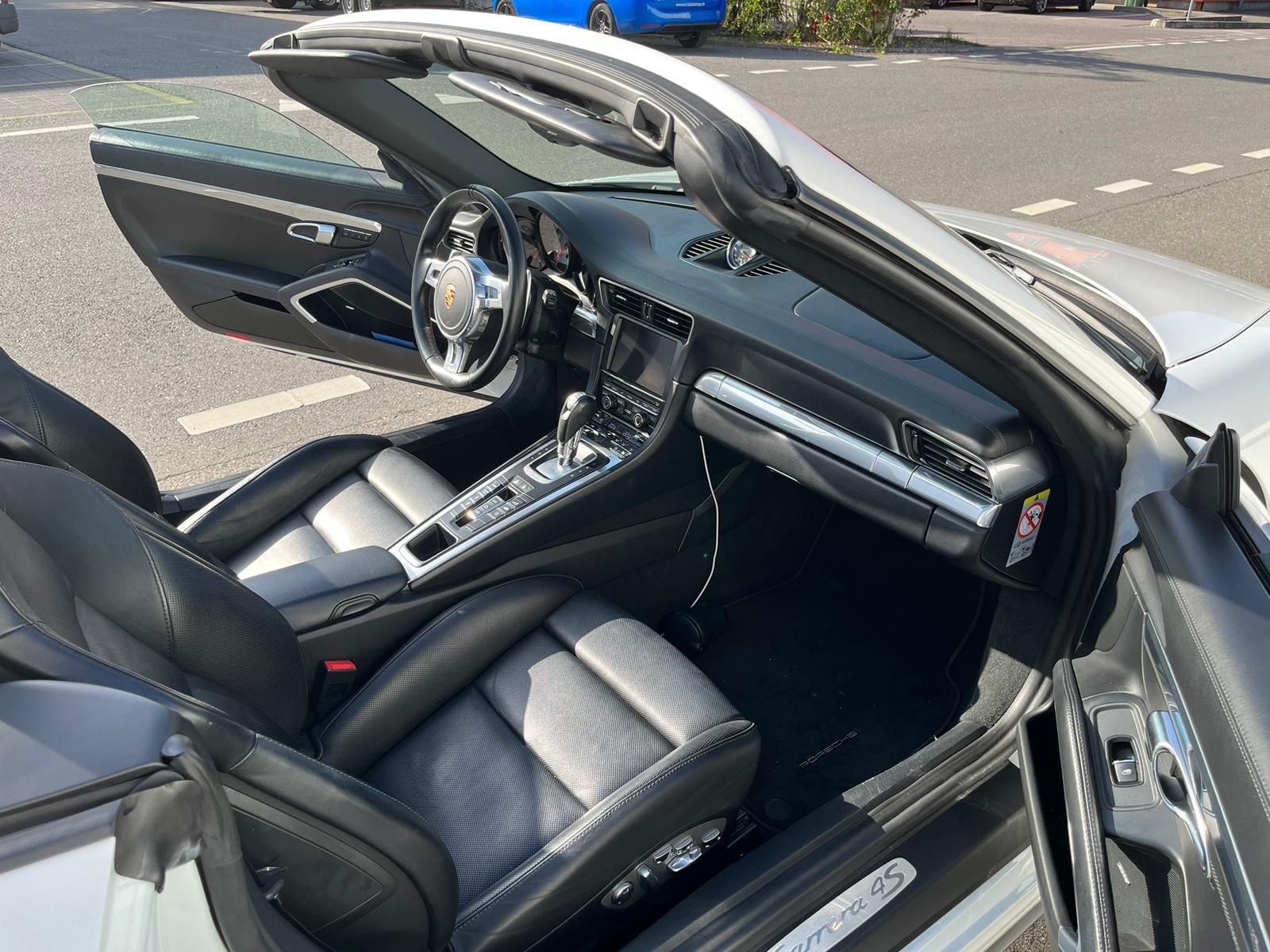 PORSCHE 911 Cabrio Carrera 4S PDK-image-9