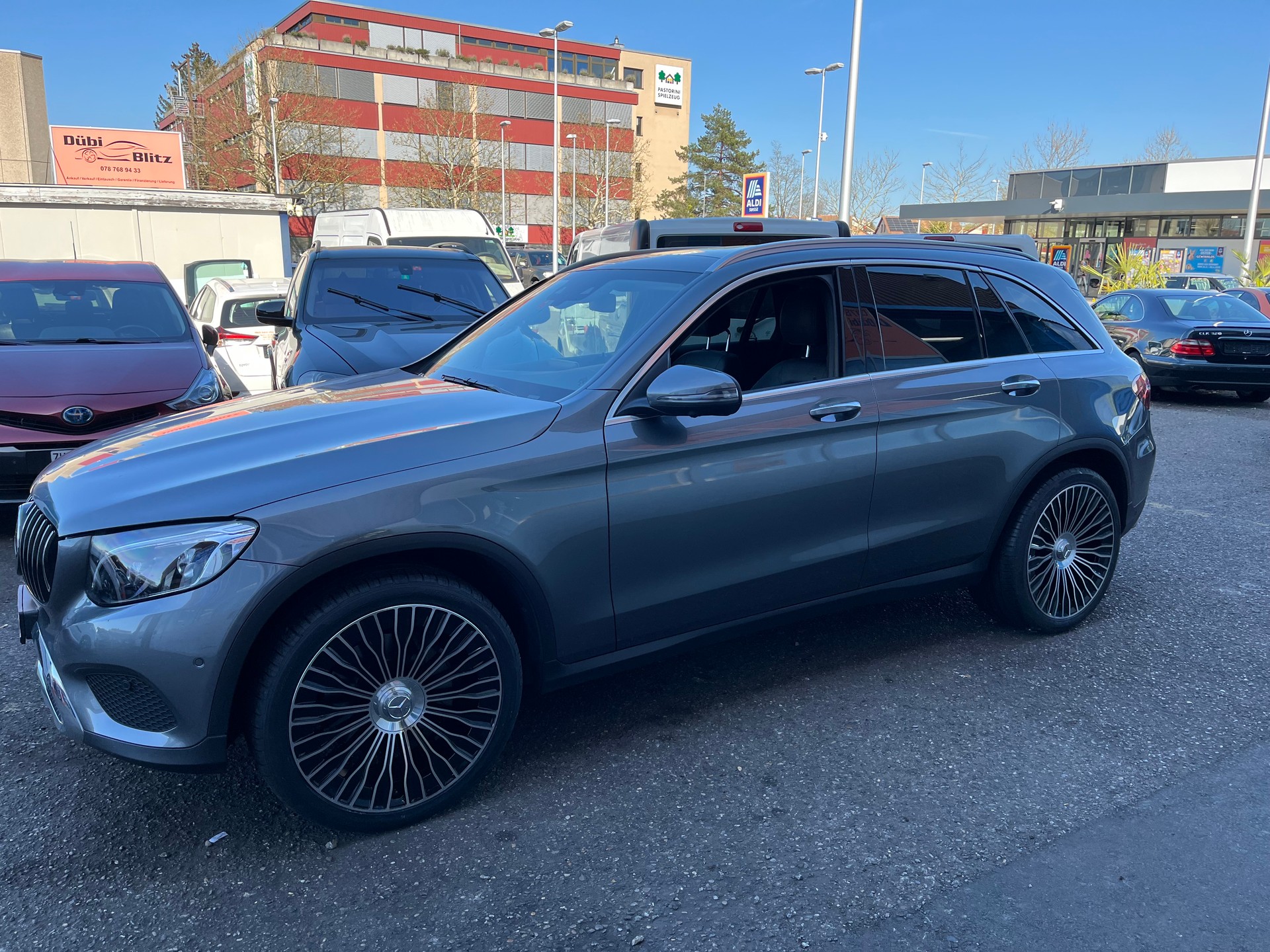 MERCEDES-BENZ GLC 250 d 4Matic 9G-Tronic-image-1