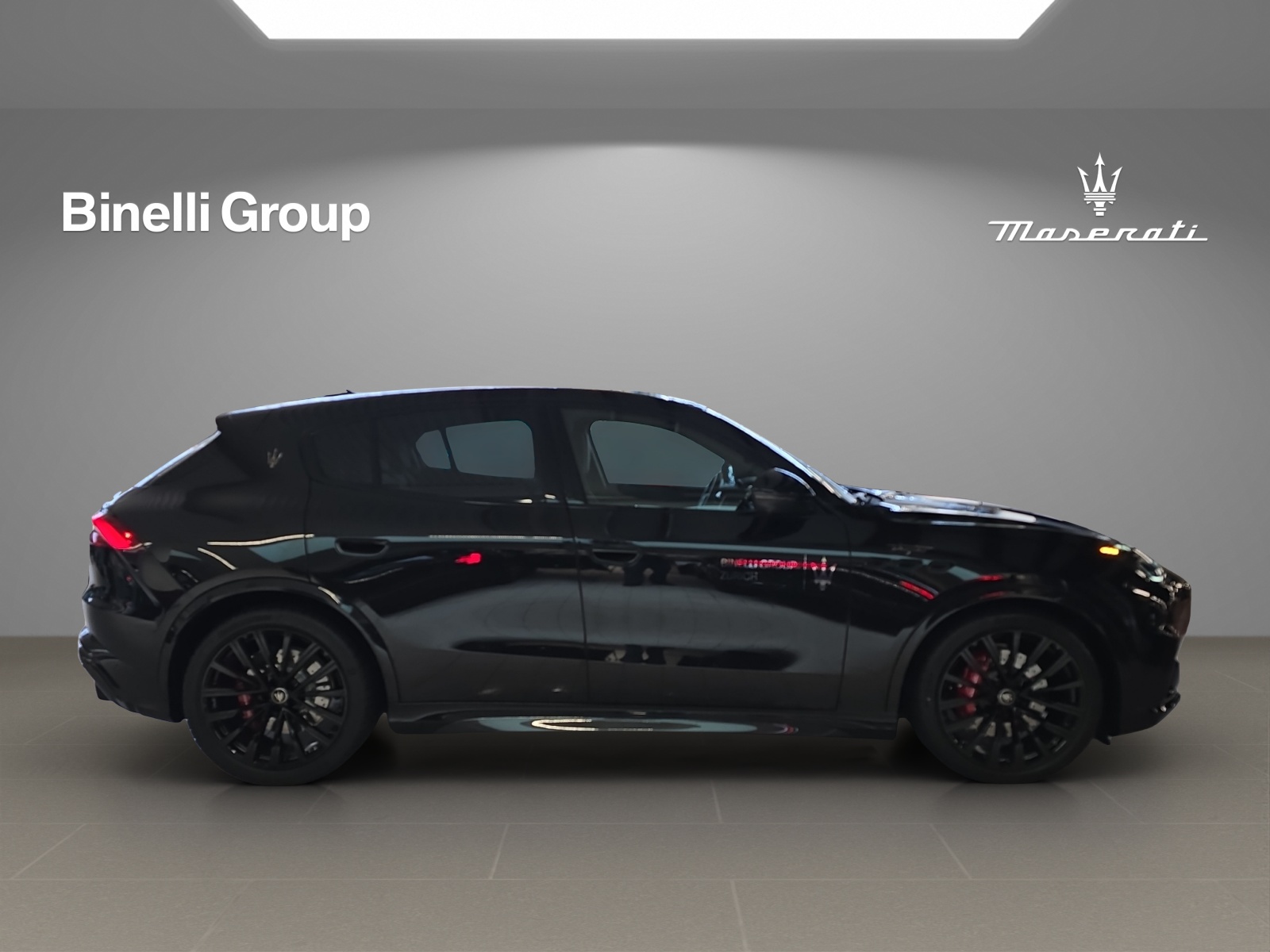 MASERATI Grecale 3.0 Trofeo Automatica-image-4