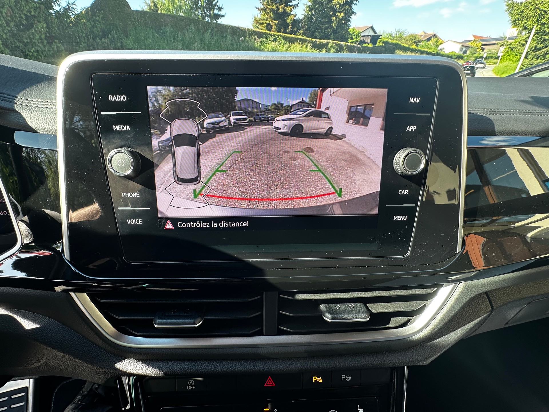 VW T-Roc 2.0 TSI R-Line DSG 4Motion-image-8
