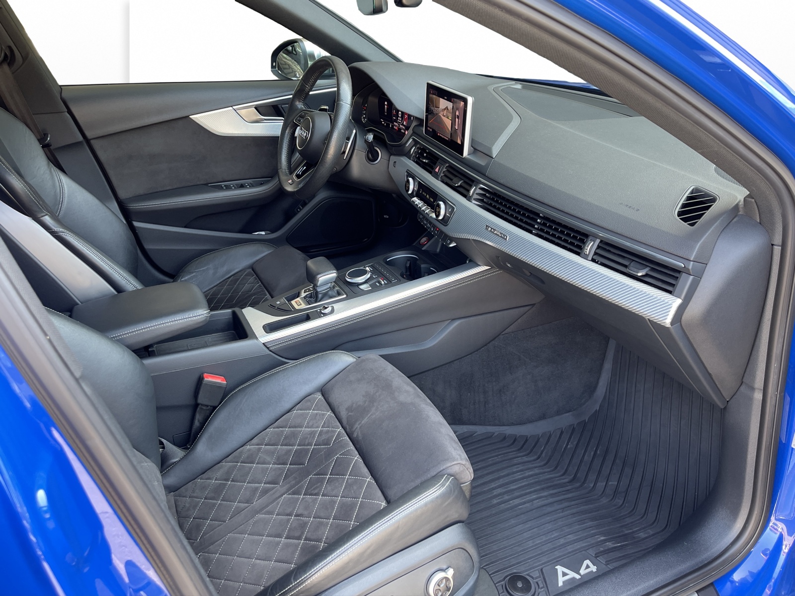 AUDI RS4 Avant 2.9 TFSI quattro tiptronic-image-10