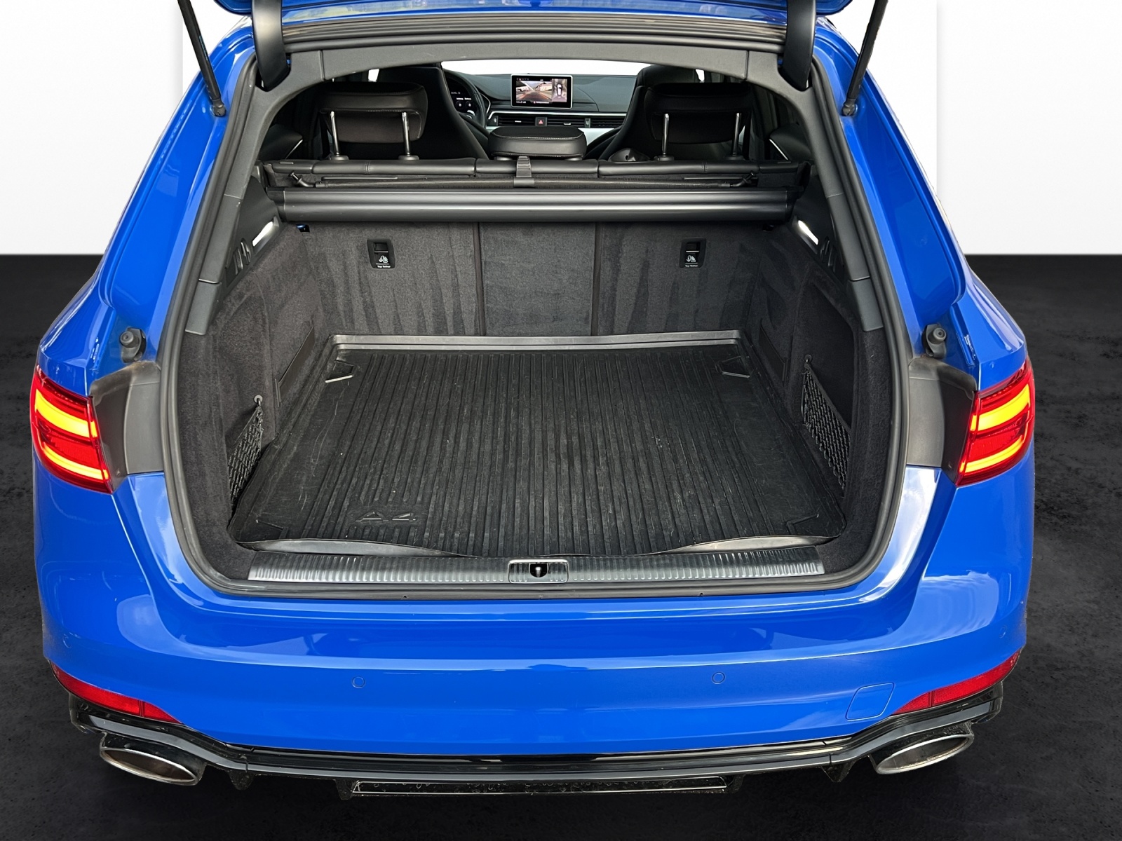 AUDI RS4 Avant 2.9 TFSI quattro tiptronic-image-18