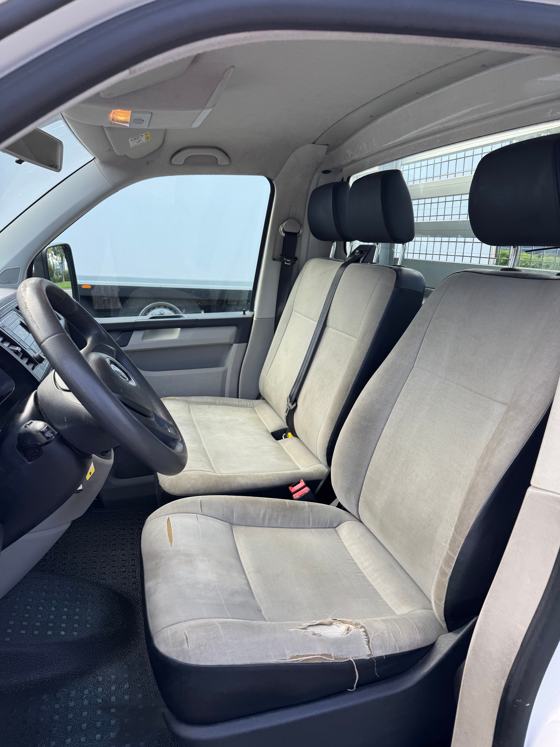 VW T6 2.0 TDI Swiss Champion Euro 6-image-12