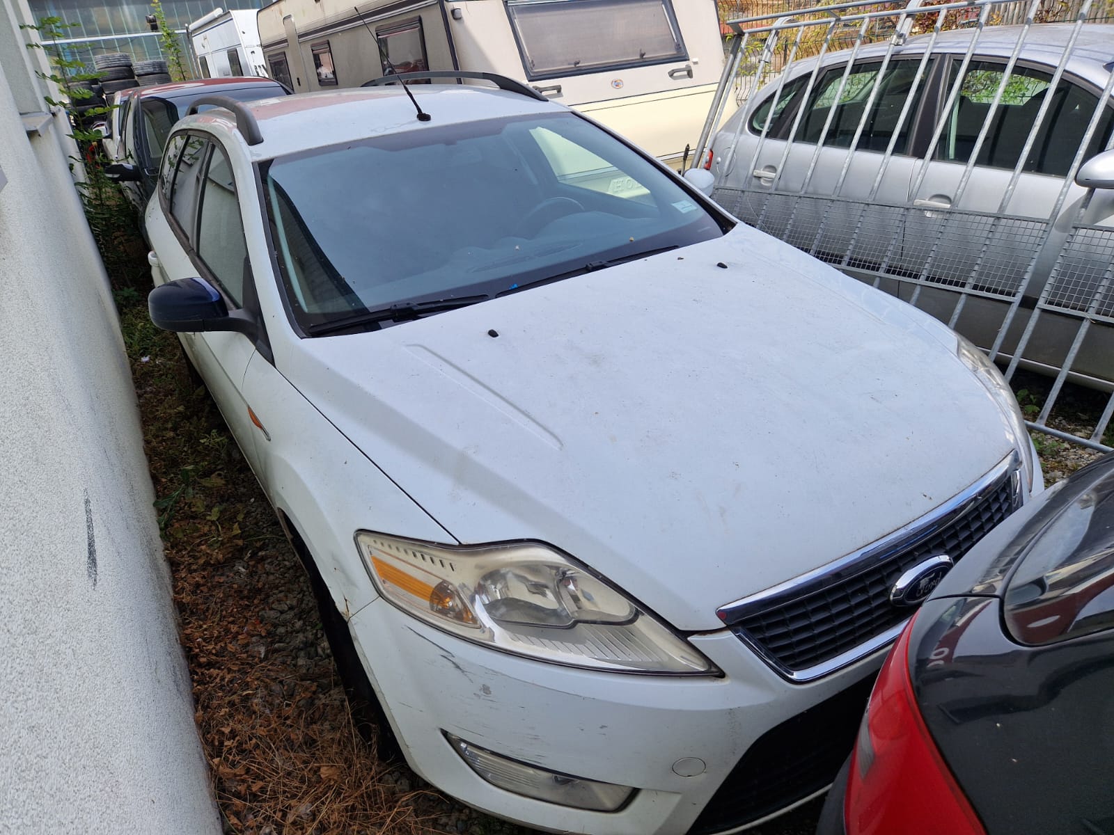 FORD Mondeo 2.0 TDCi 16V Ambiente Automatic-image-3