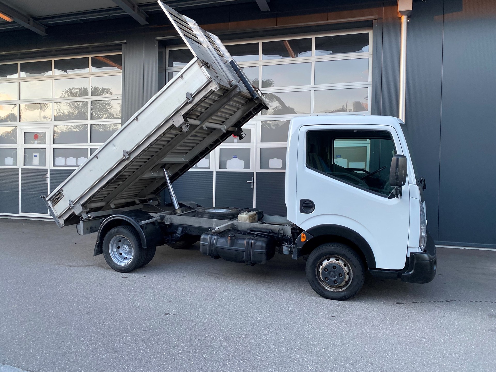 NISSAN NT400 Cabstar 35.14 L1 PRO
