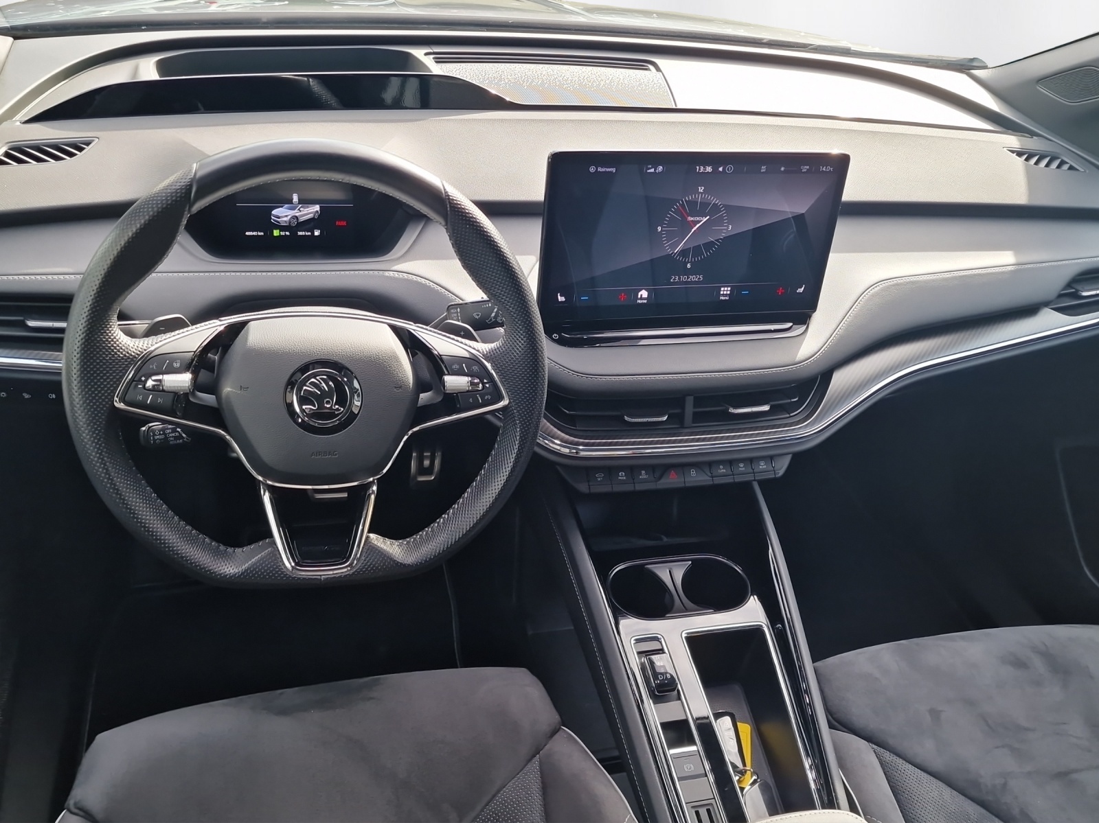 SKODA Enyaq iV 80x SportLine-image-6