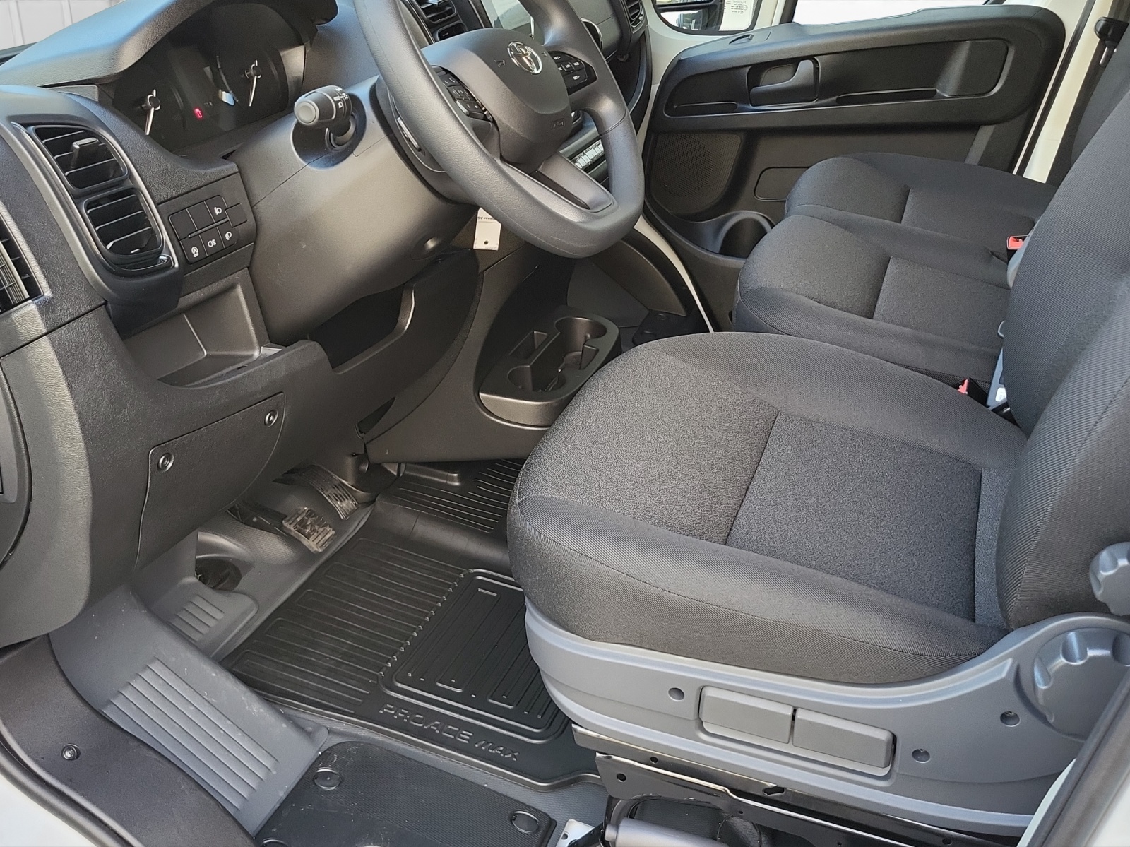 TOYOTA PROACE MAX 2.2 D L3/H2 3.5t Heavy-image-12