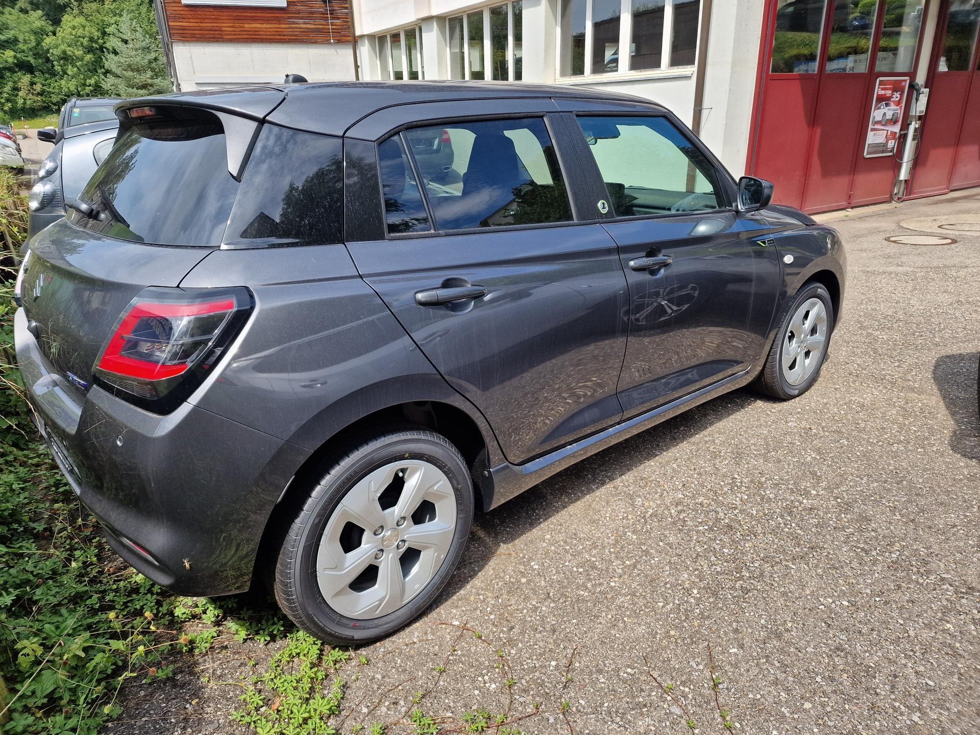 SUZUKI Swift 1.2 1st Edition Top Hybrid MY24-showroom-element-1