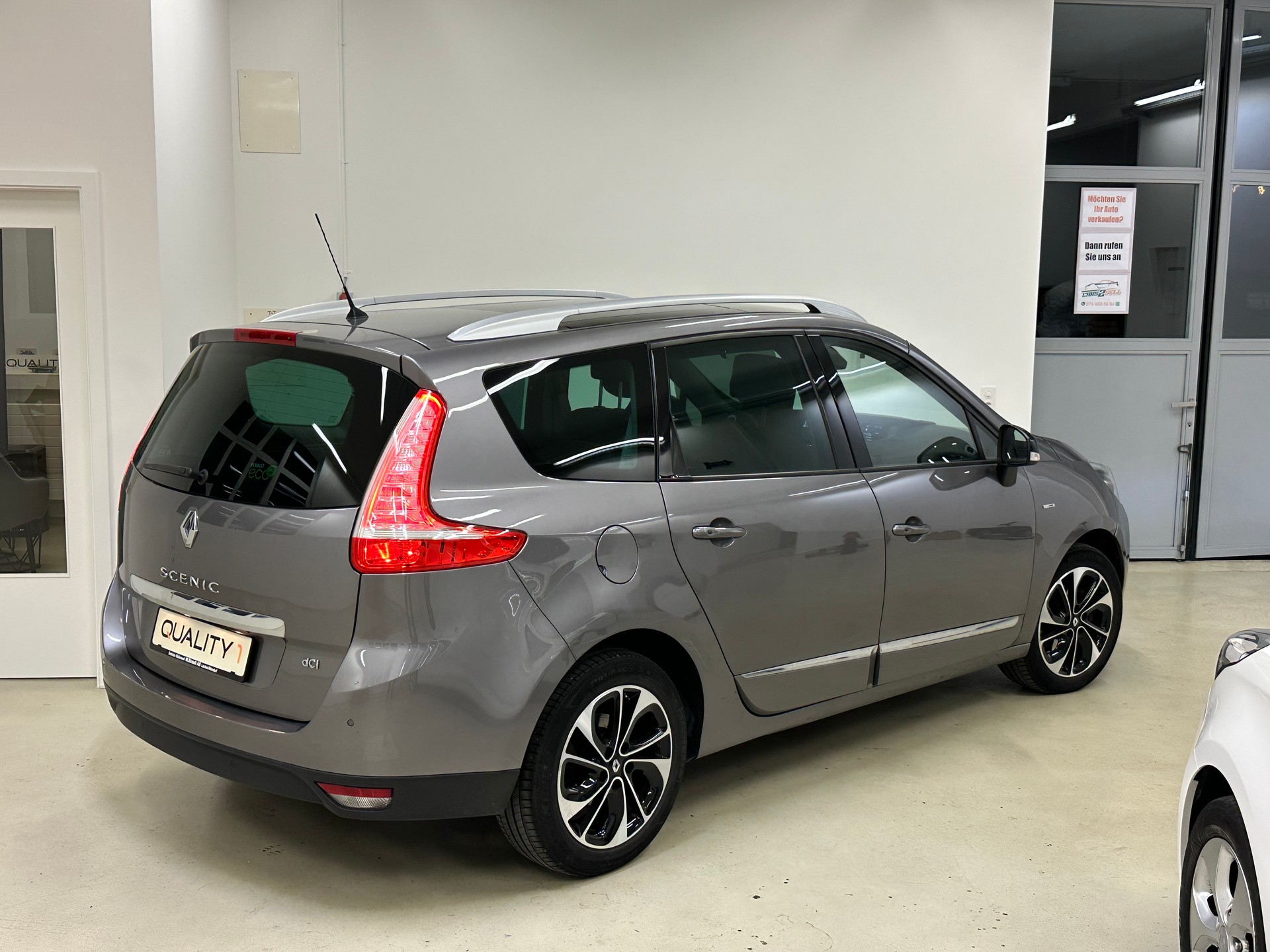 RENAULT Grand Scénic 1.6 dCi Bose-image-7