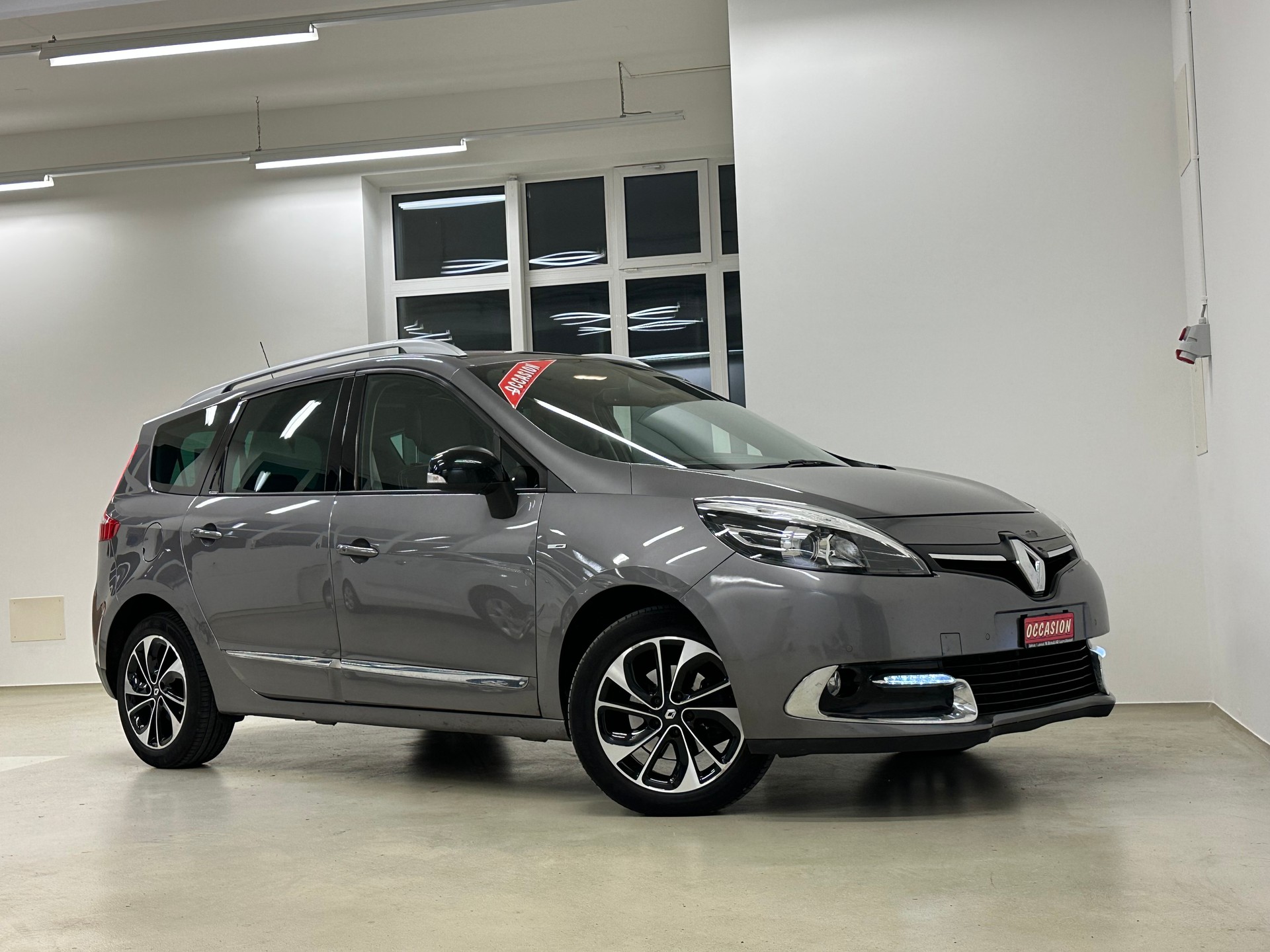 RENAULT Grand Scénic 1.6 dCi Bose-showroom-element-2