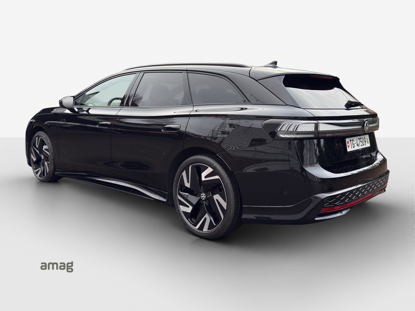 VW ID.7 Tourer GTX 86 kWh GTX 4 Motion-image-2
