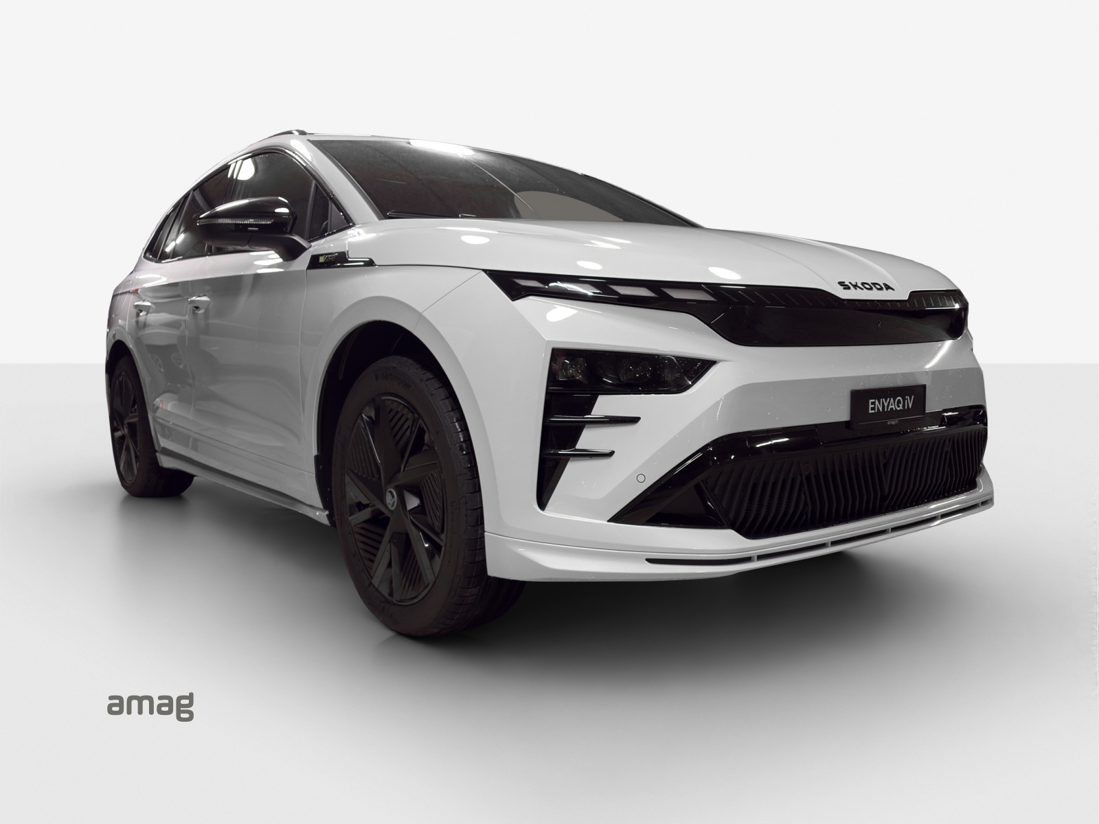 SKODA Enyaq 4x4 RS-image-5