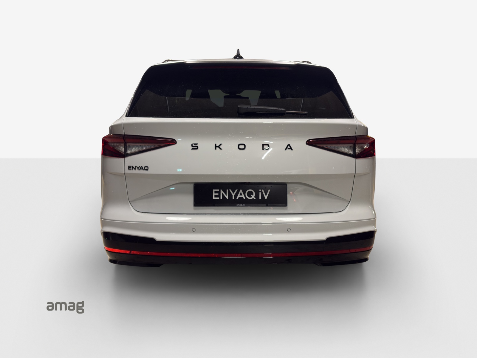 SKODA Enyaq 4x4 RS-image-3