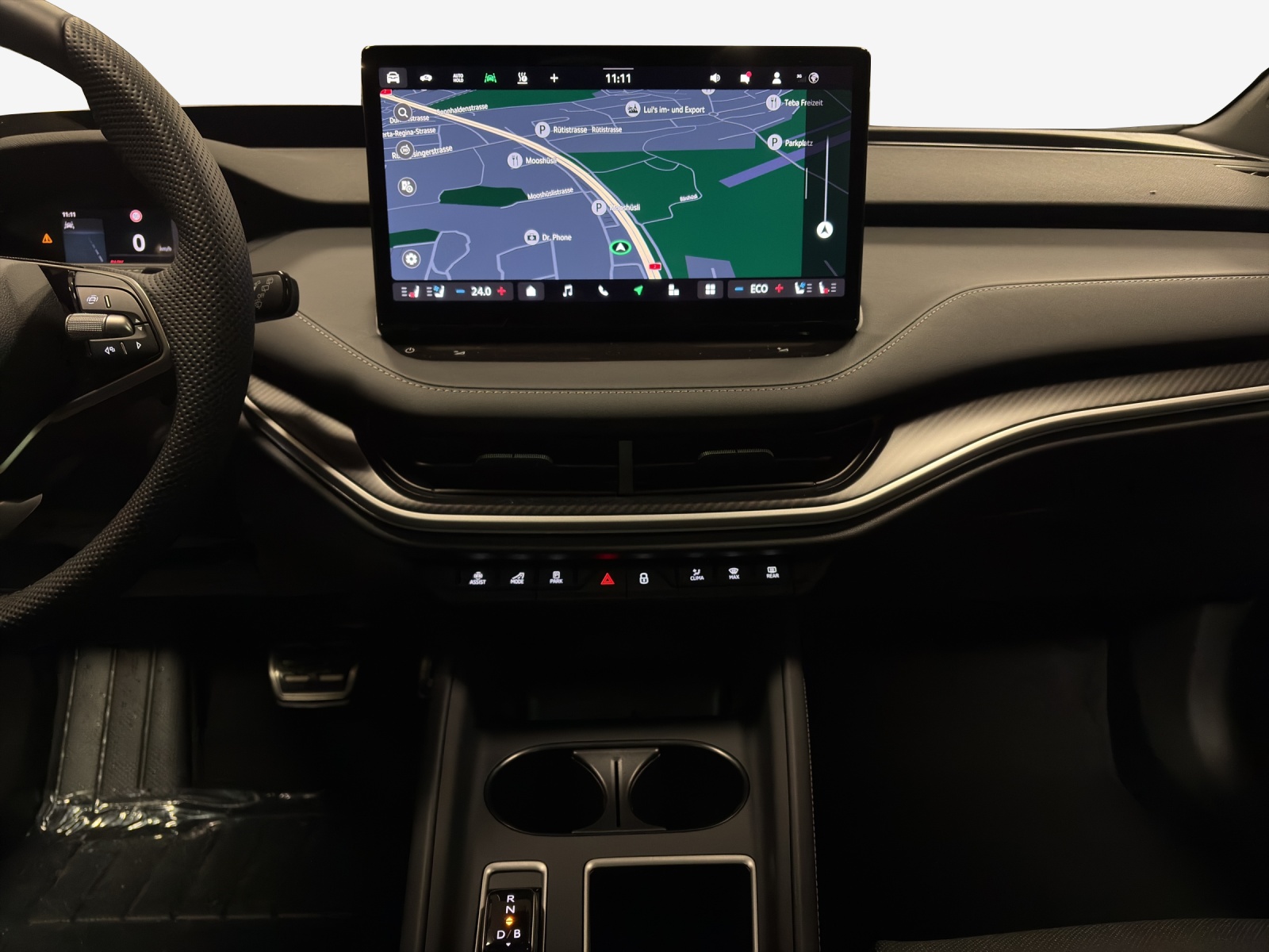 SKODA Enyaq 4x4 RS-image-10