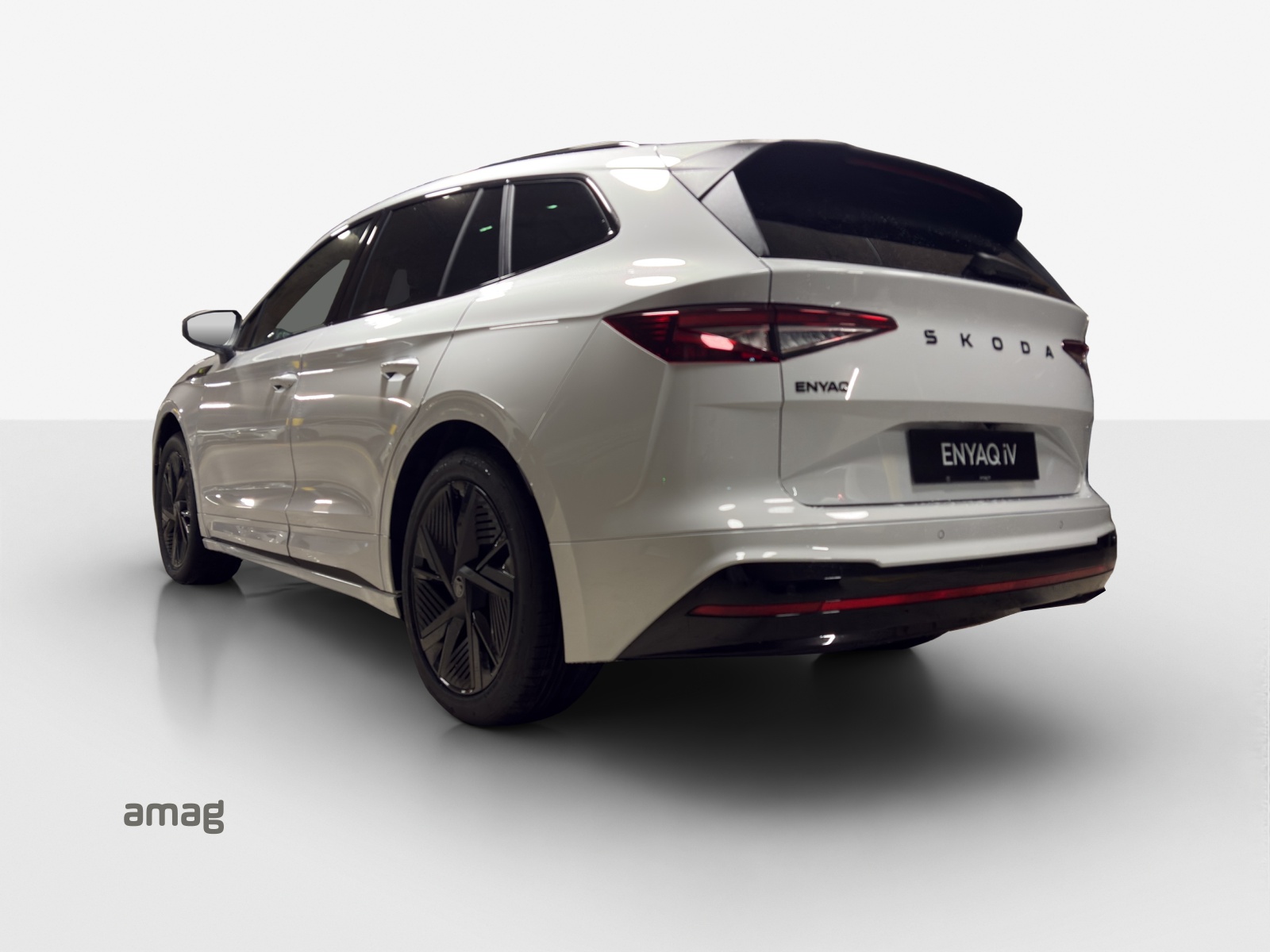 SKODA Enyaq 4x4 RS-image-2