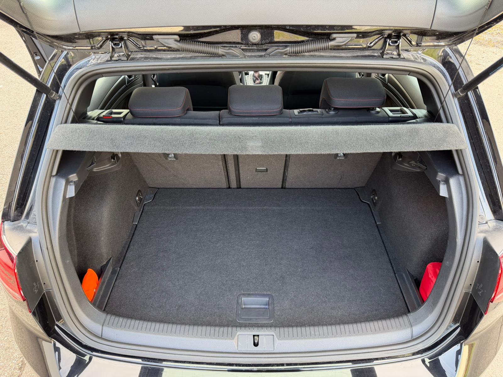 VW Golf 2.0 TSI GTI Performance DSG-image-10