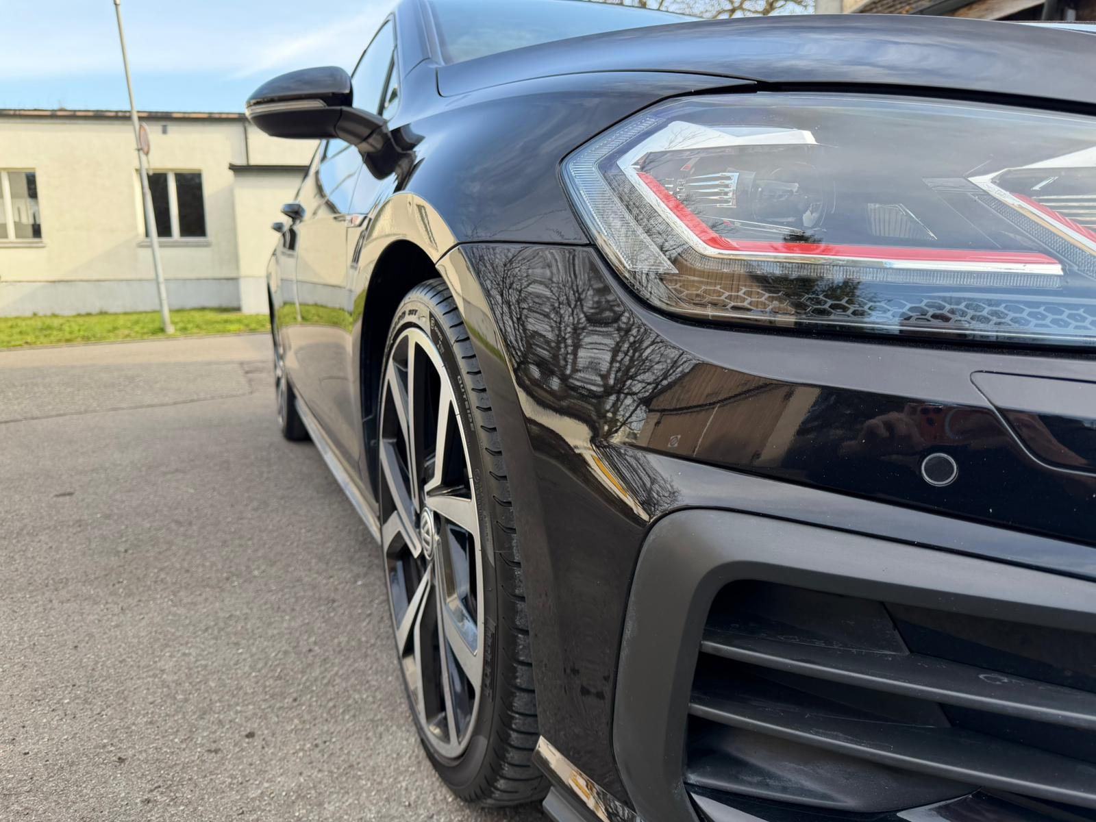 VW Golf 2.0 TSI GTI Performance DSG-image-23