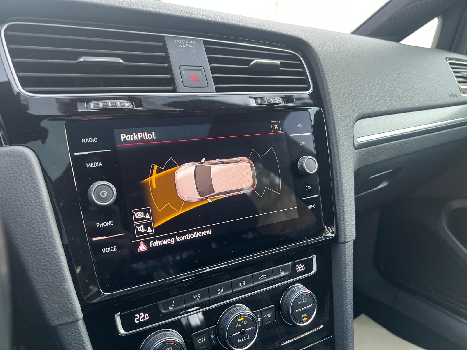 VW Golf 2.0 TSI GTI Performance DSG-image-21