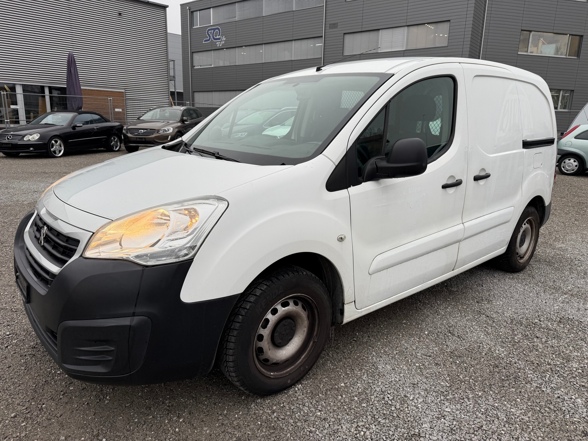 PEUGEOT Partner 1.6 VTi Active-image-1