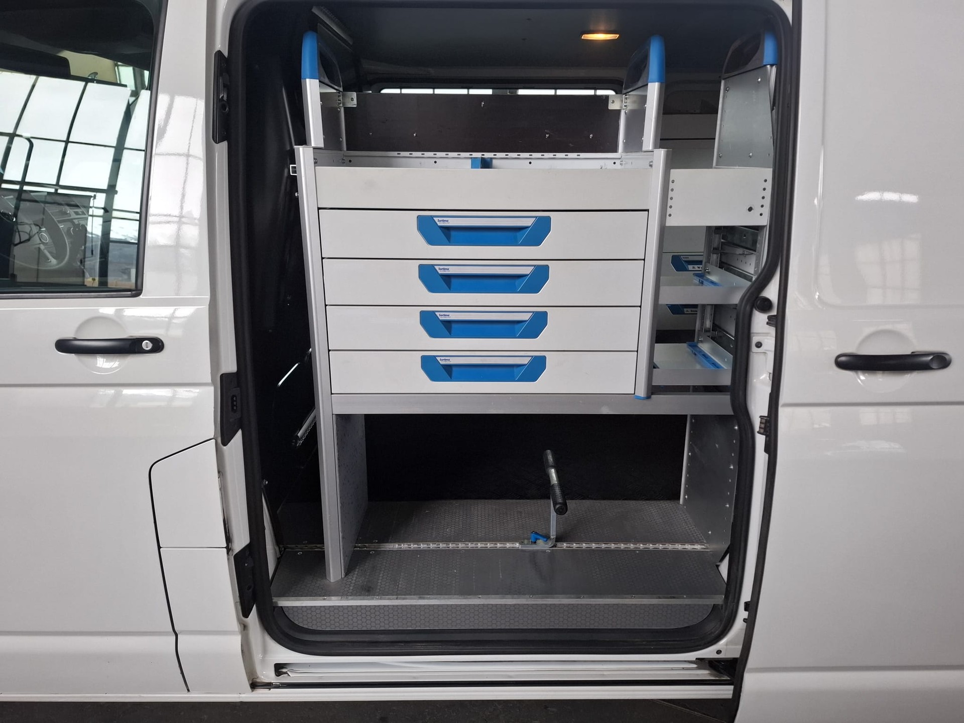 VW T5 2.0 TDI 4Motion-image-8