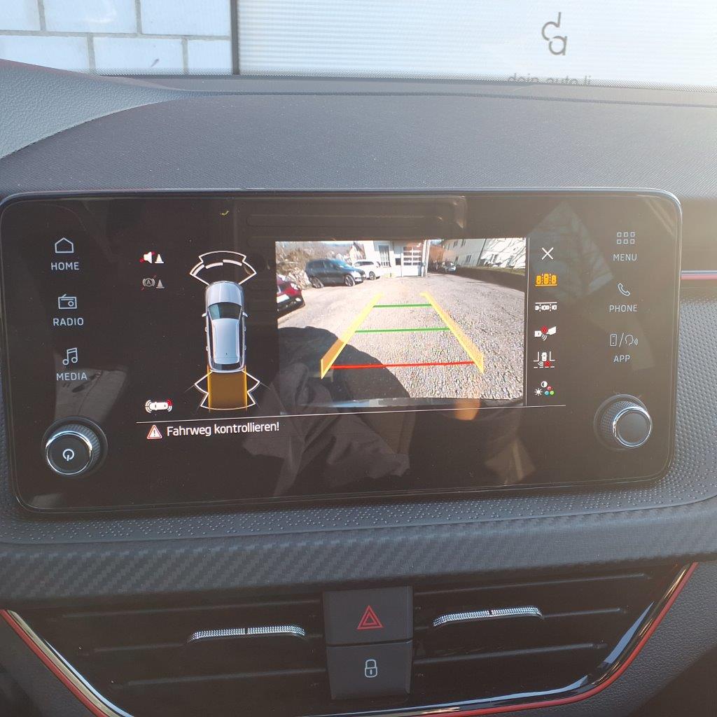 SKODA Kamiq 1.0 TSI Monte Carlo DSG-image-10