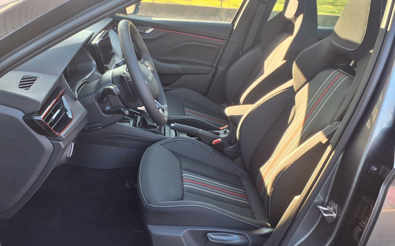 SKODA Kamiq 1.0 TSI Monte Carlo DSG-image-8
