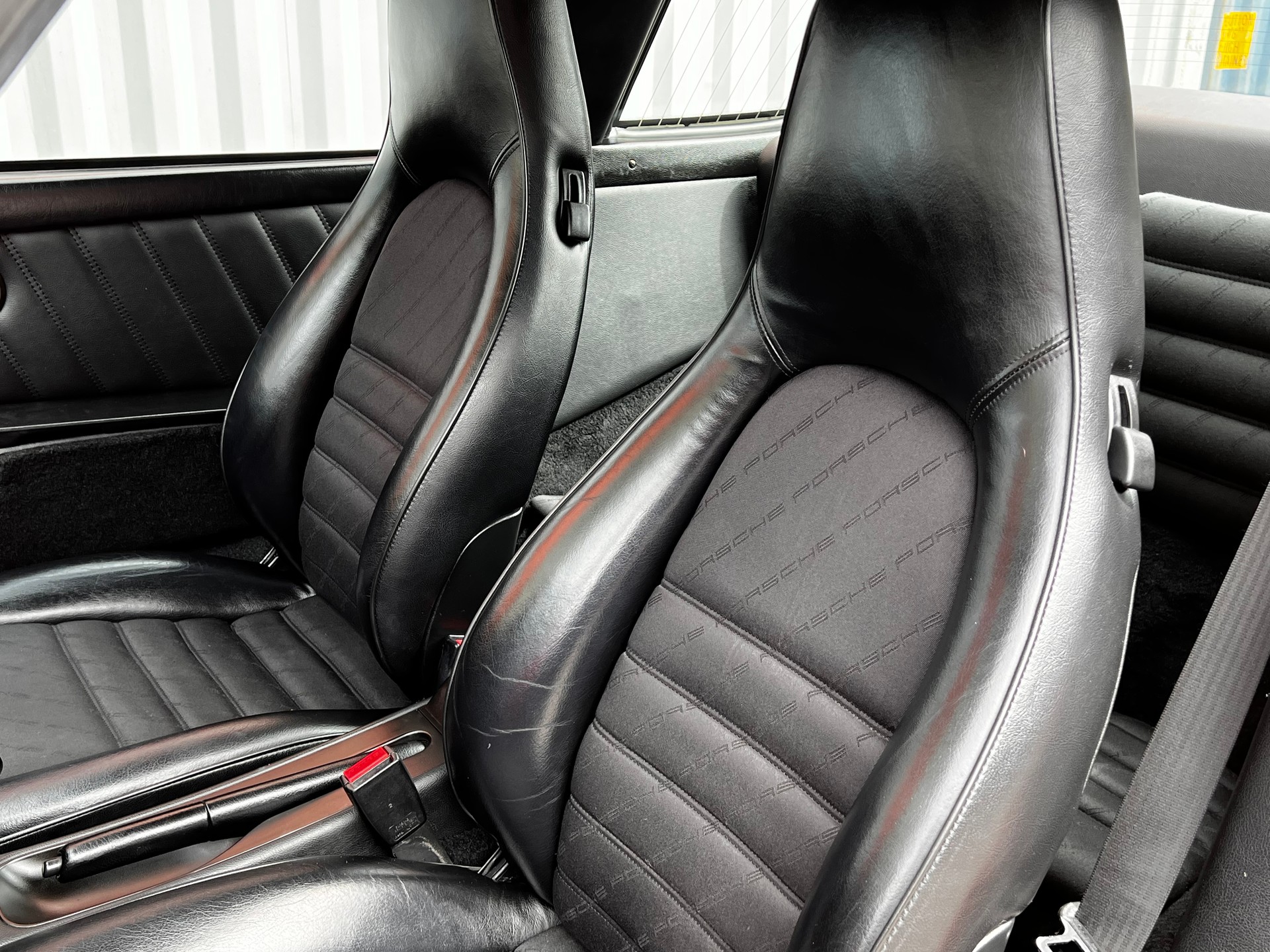 PORSCHE 911 Targa 3.6 Carrera 4-image-22