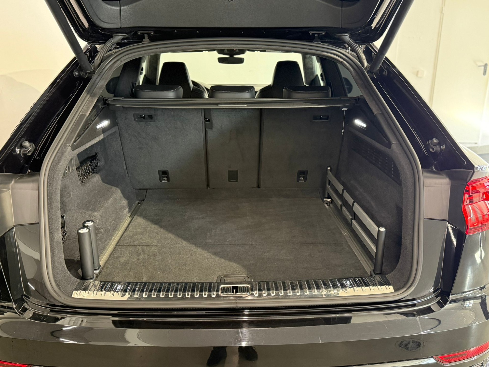 AUDI SQ8 50 TDI quattro tiptronic-image-27