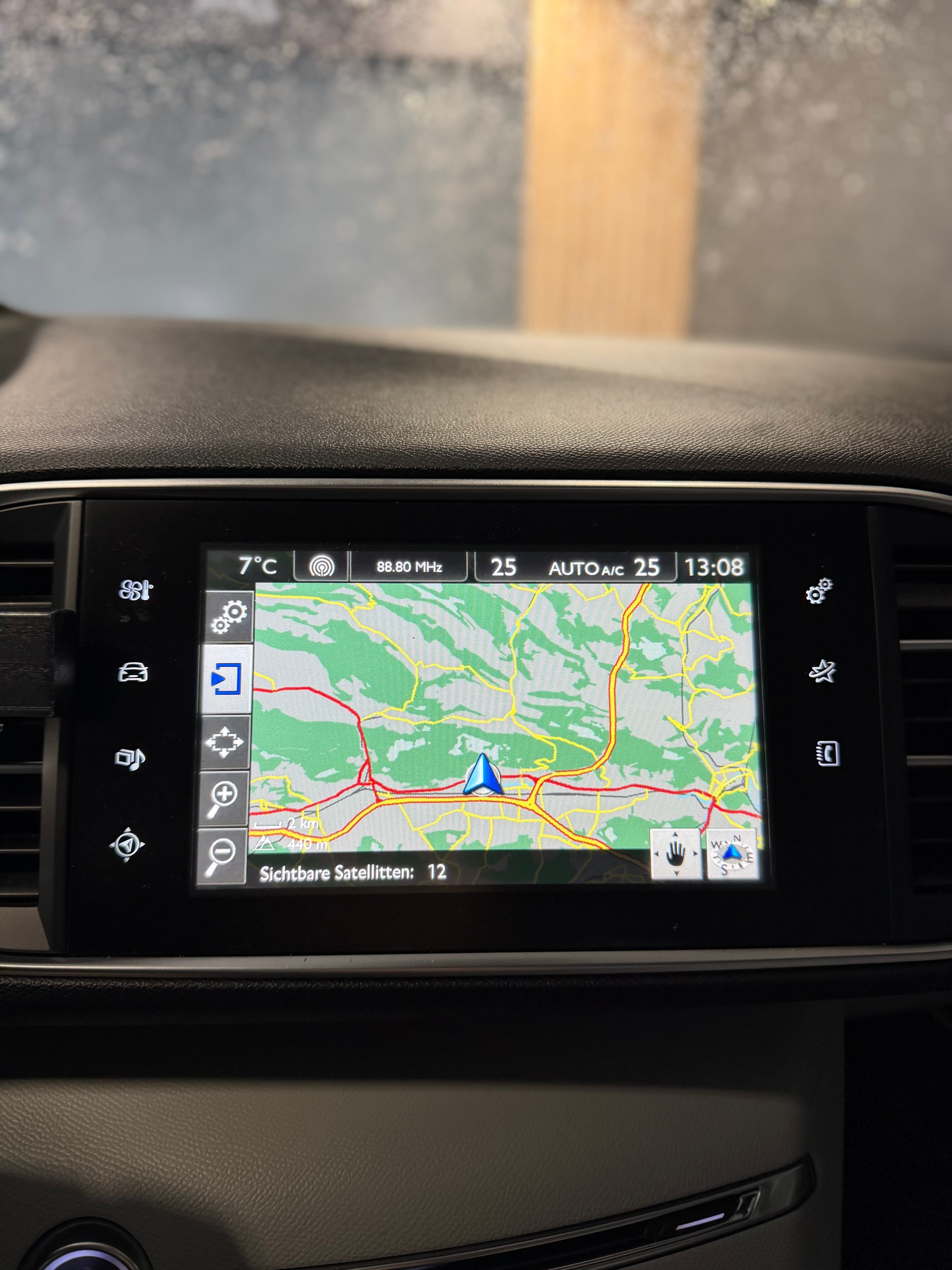 PEUGEOT 308 1.6 THP Allure-image-9