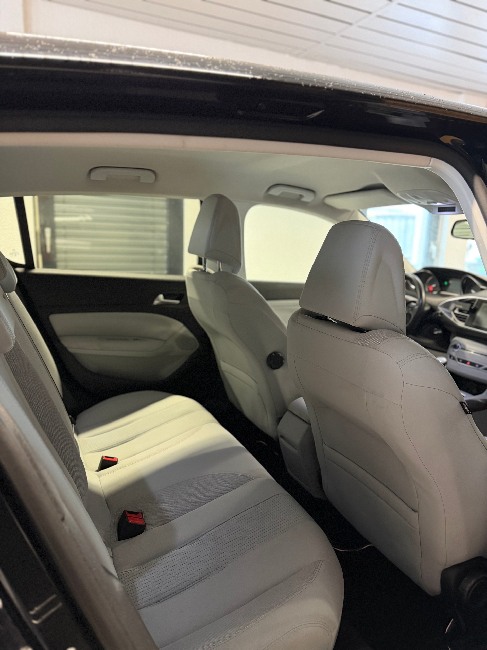 PEUGEOT 308 1.6 THP Allure-image-7