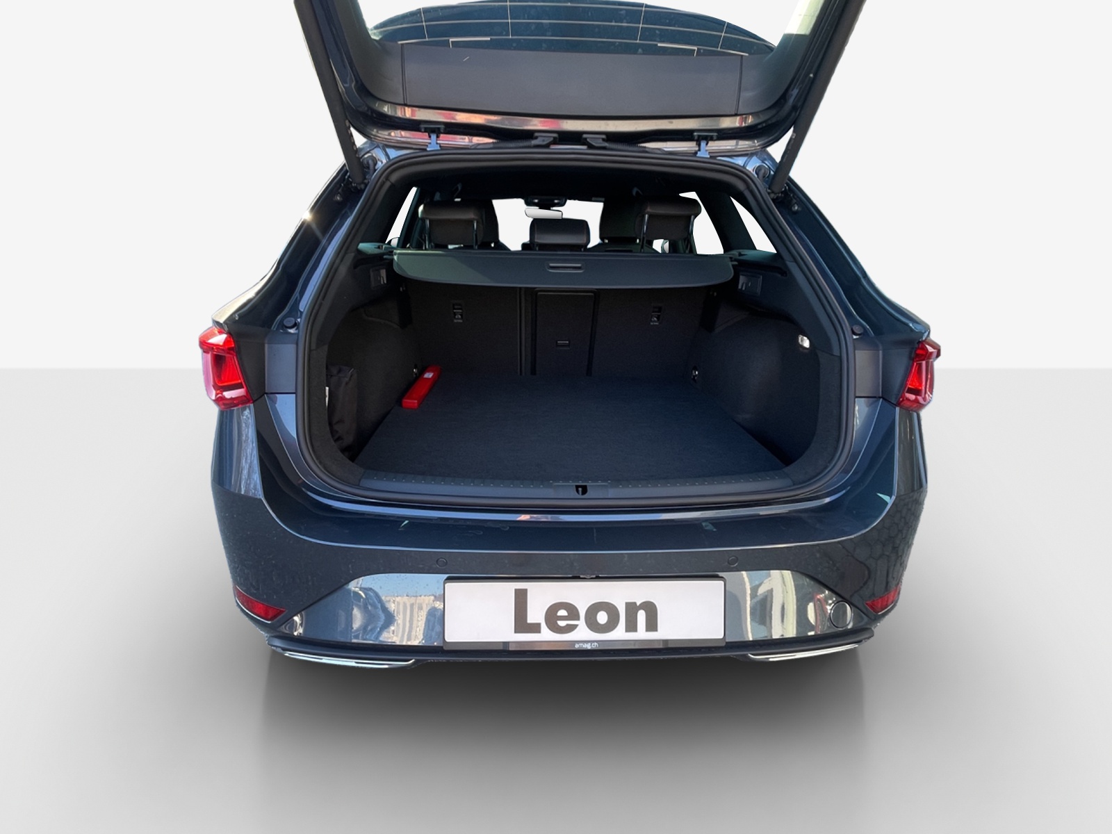 SEAT Leon ST 1.5 eHybrid pHEV DSG Move FR-image-12