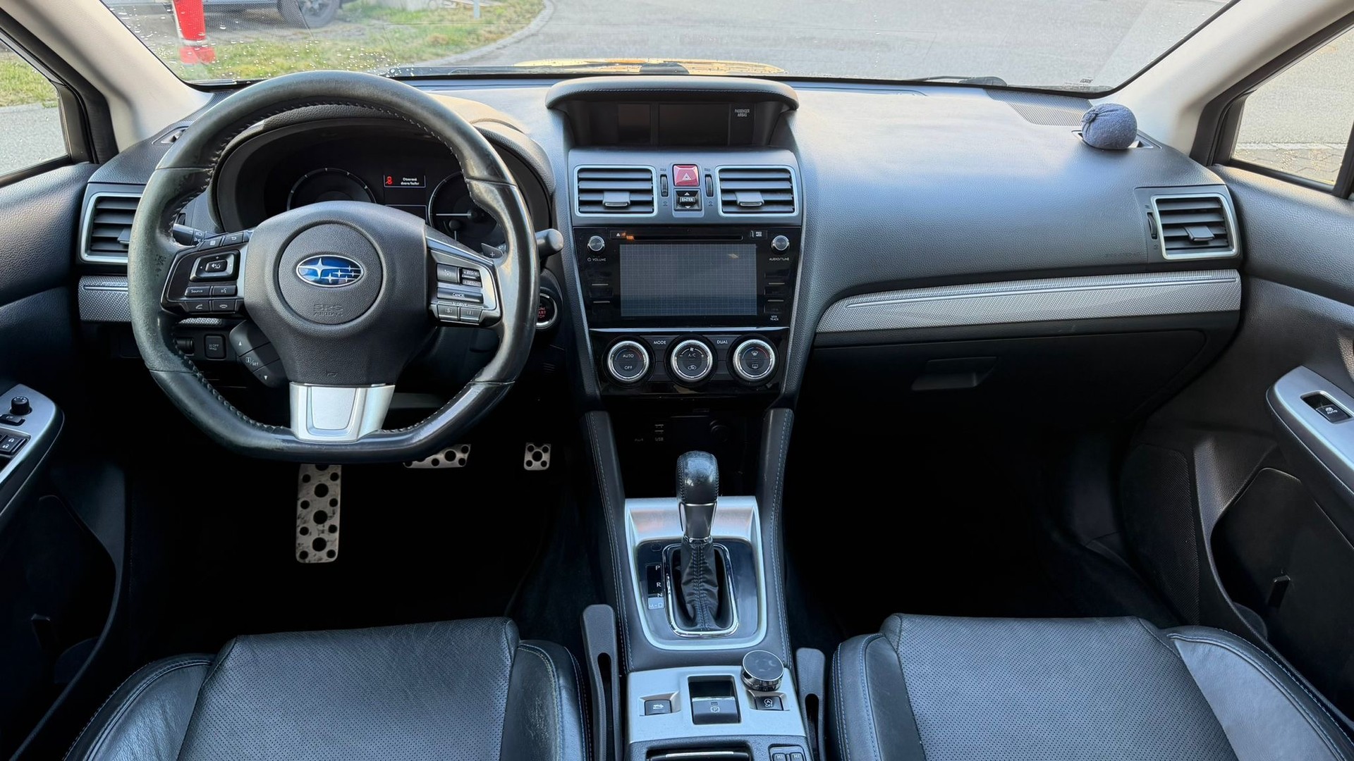 SUBARU Levorg 1.6DIT Luxury S AWD Lineartronic-image-13