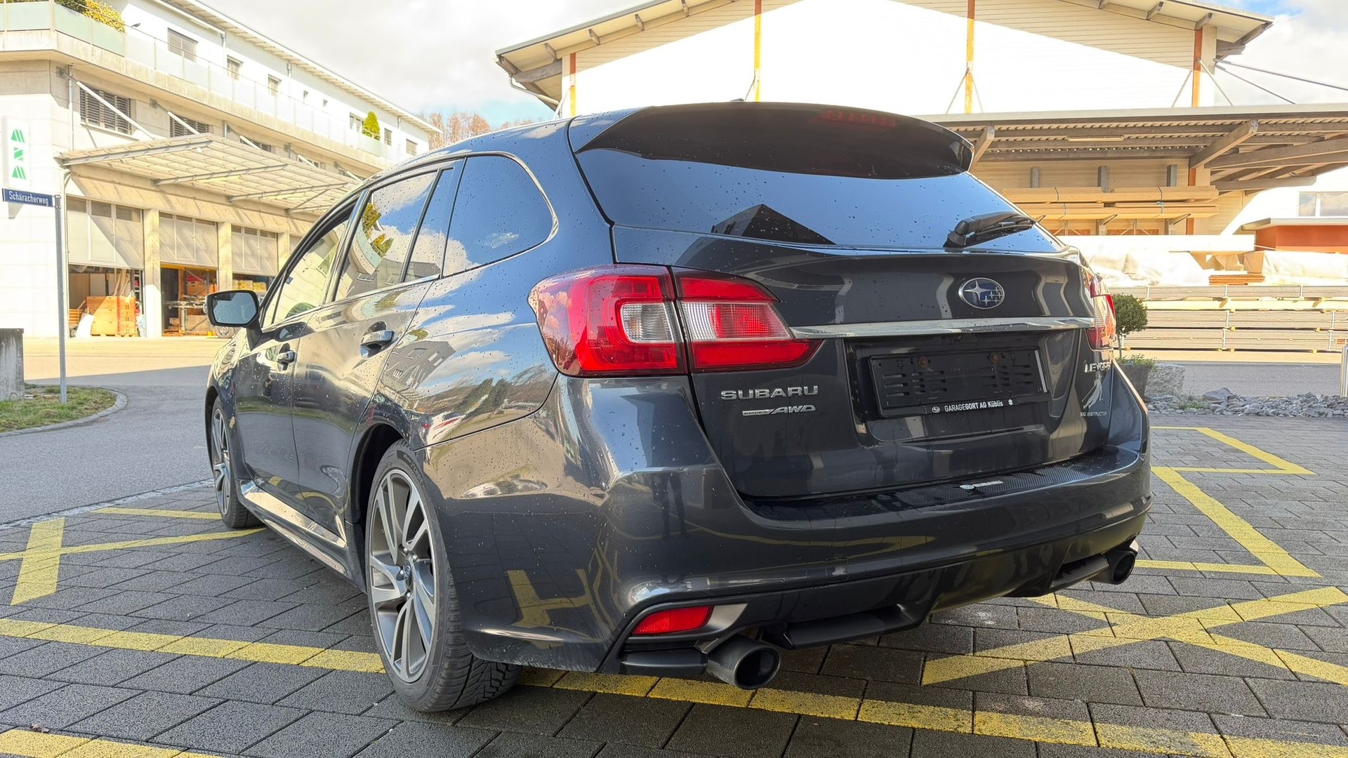 SUBARU Levorg 1.6DIT Luxury S AWD Lineartronic-image-4