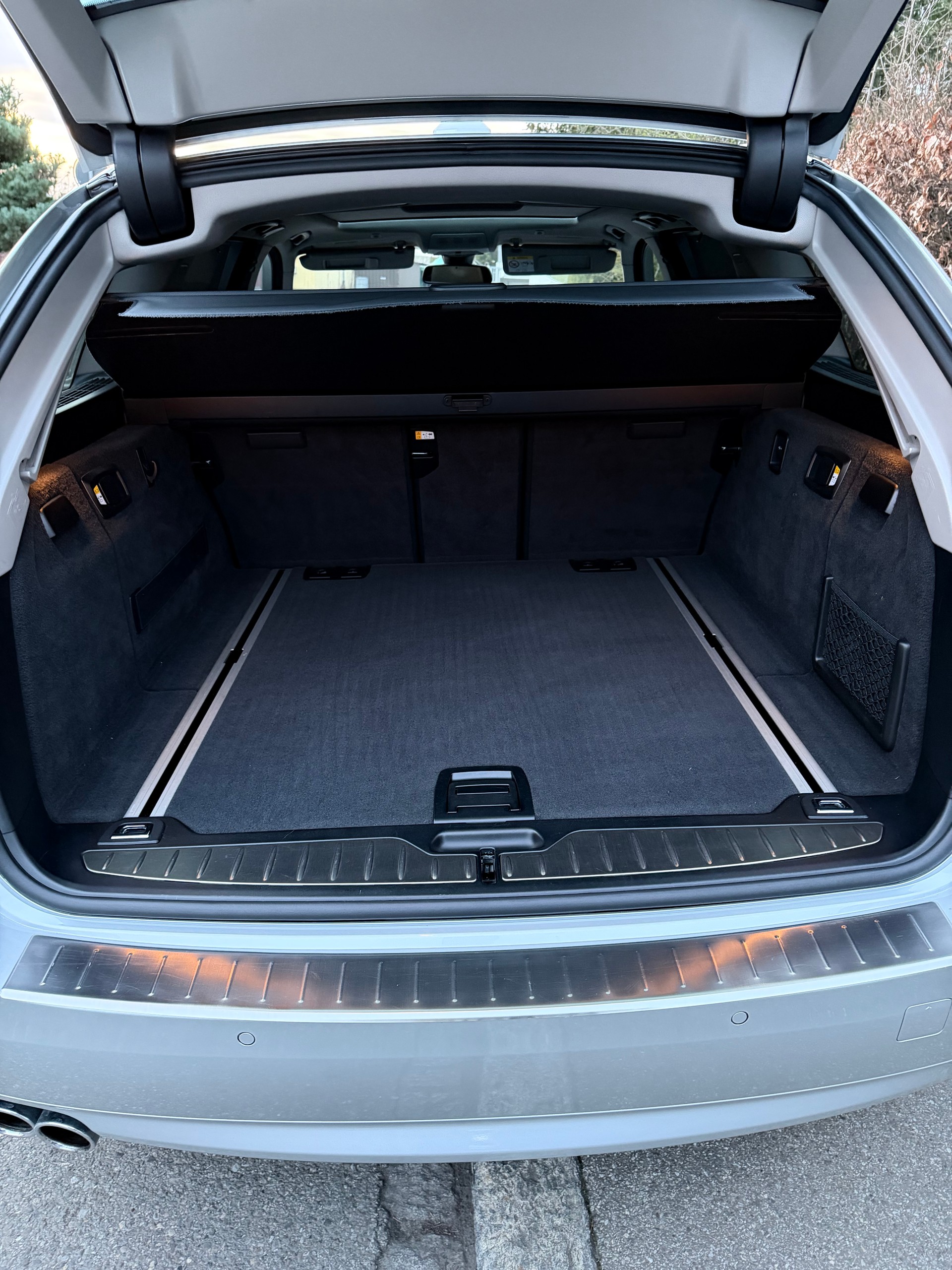 BMW 530d Touring xDrive Luxury Line Steptronic-image-17